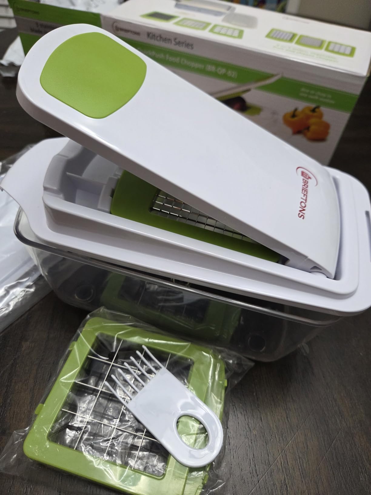 Brieftons QuickPush Manual Vegetable Chopper: 8-Cup Push-Down Onion Dicer & Food Chopper, 3 German Steel Blades, BPA-Free Container with Keep-Fresh Lid and Cleaning Comb - Manual, Dishwasher Safe customer photo 1