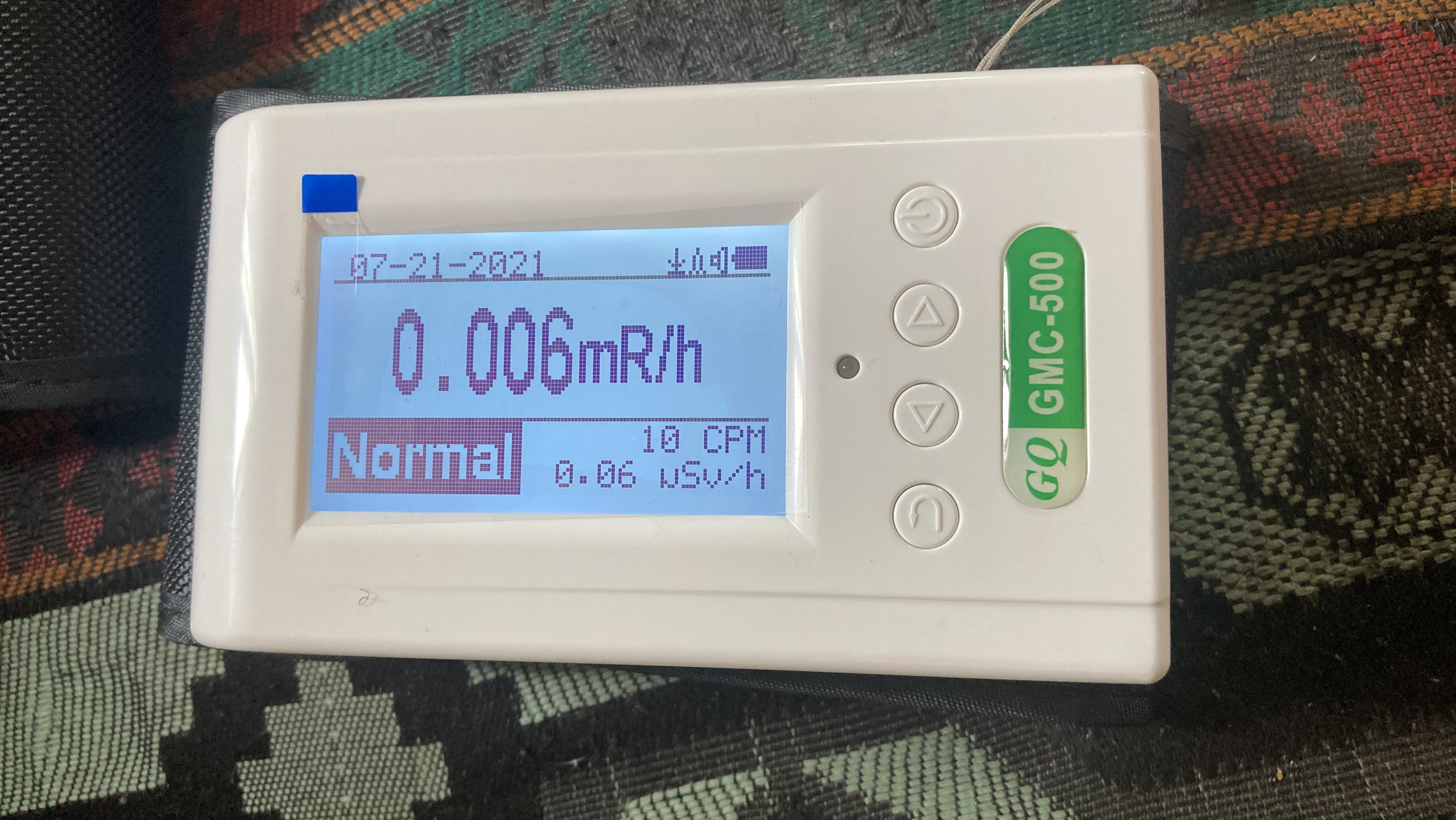 GQ GMC-500 Geiger Counter Nuclear Radiation Detector Beta Gamma X-Ray Dosimeter customer photo 1