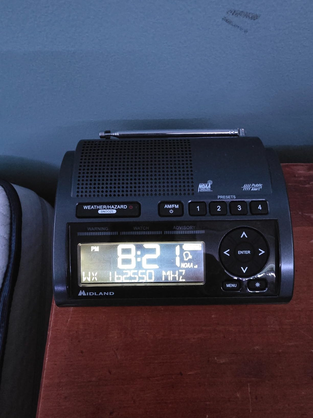Midland - WR400 Weather Radio Deluxe - NOAA Emergency Alert Scanner, Home Use with Battery Backup, Local County Programming, Over 80 Emergency Voice Flashing Alerts, Alarm Clock AM/FM Radio customer photo 1