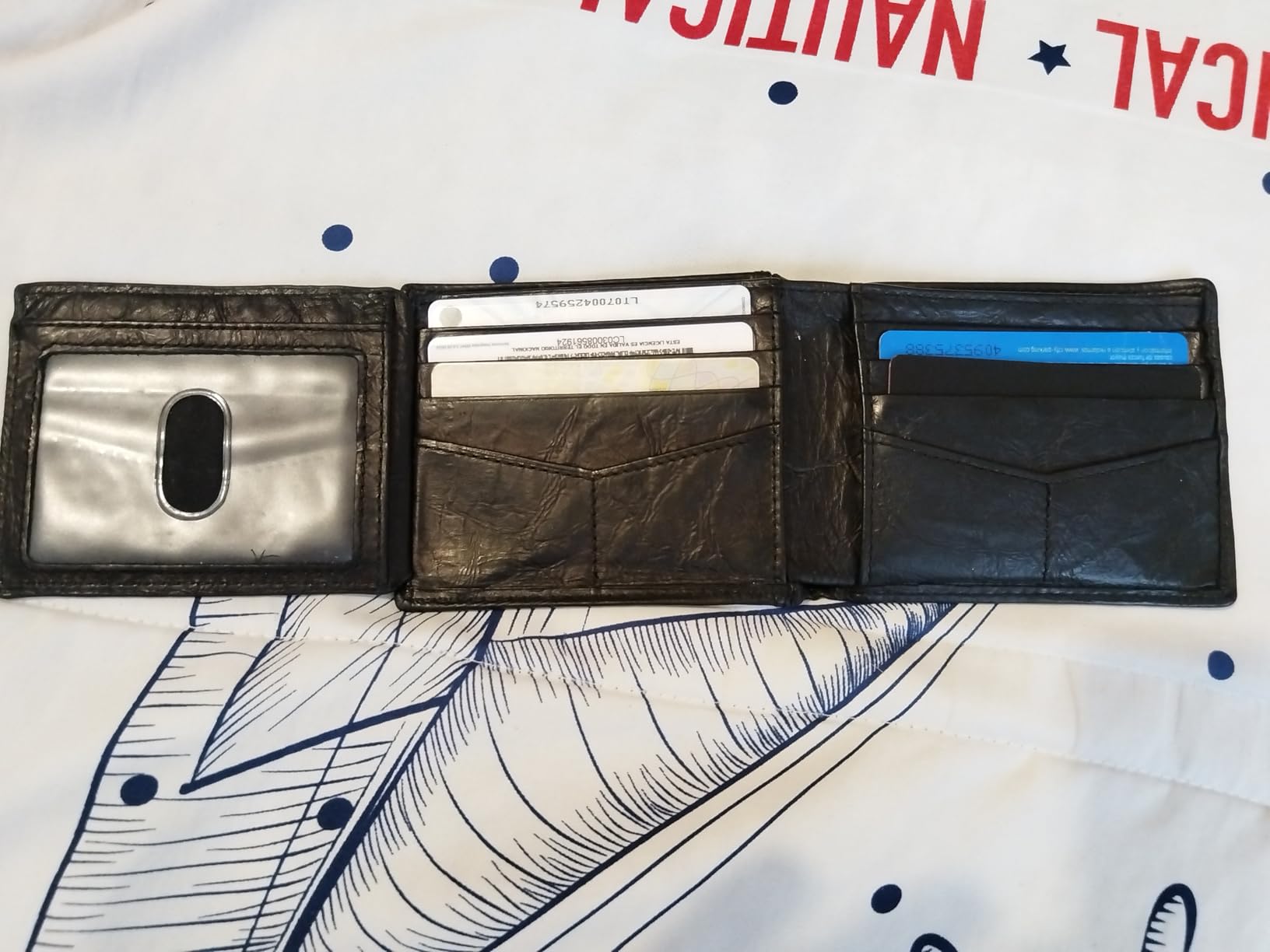 Men's Wallet, Wade Leather Bifold Wallet with Flip ID, Black customer photo 2
