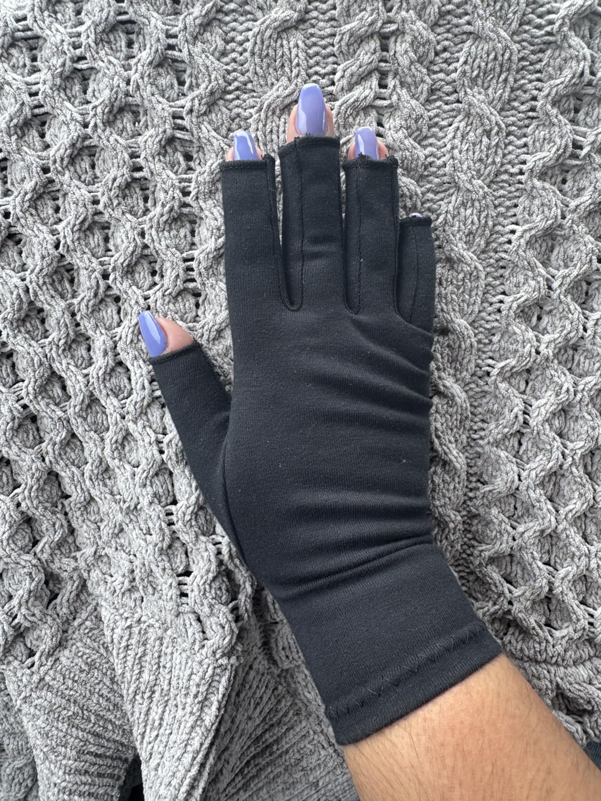 Vive Arthritis Gloves - Men, Women Rheumatoid Compression Hand Glove customer photo 2
