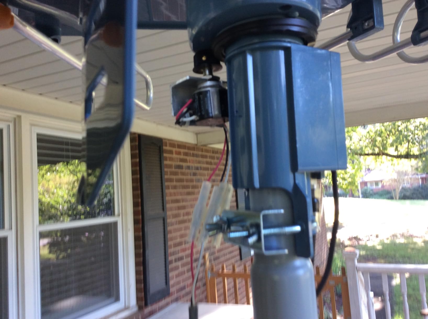 Amplified Digital Outdoor HDTV Antenna 150 Miles Long Range - 360 Degree Rotation Infrared Control - Tools Free Installation - Support 2 TVs customer photo 1