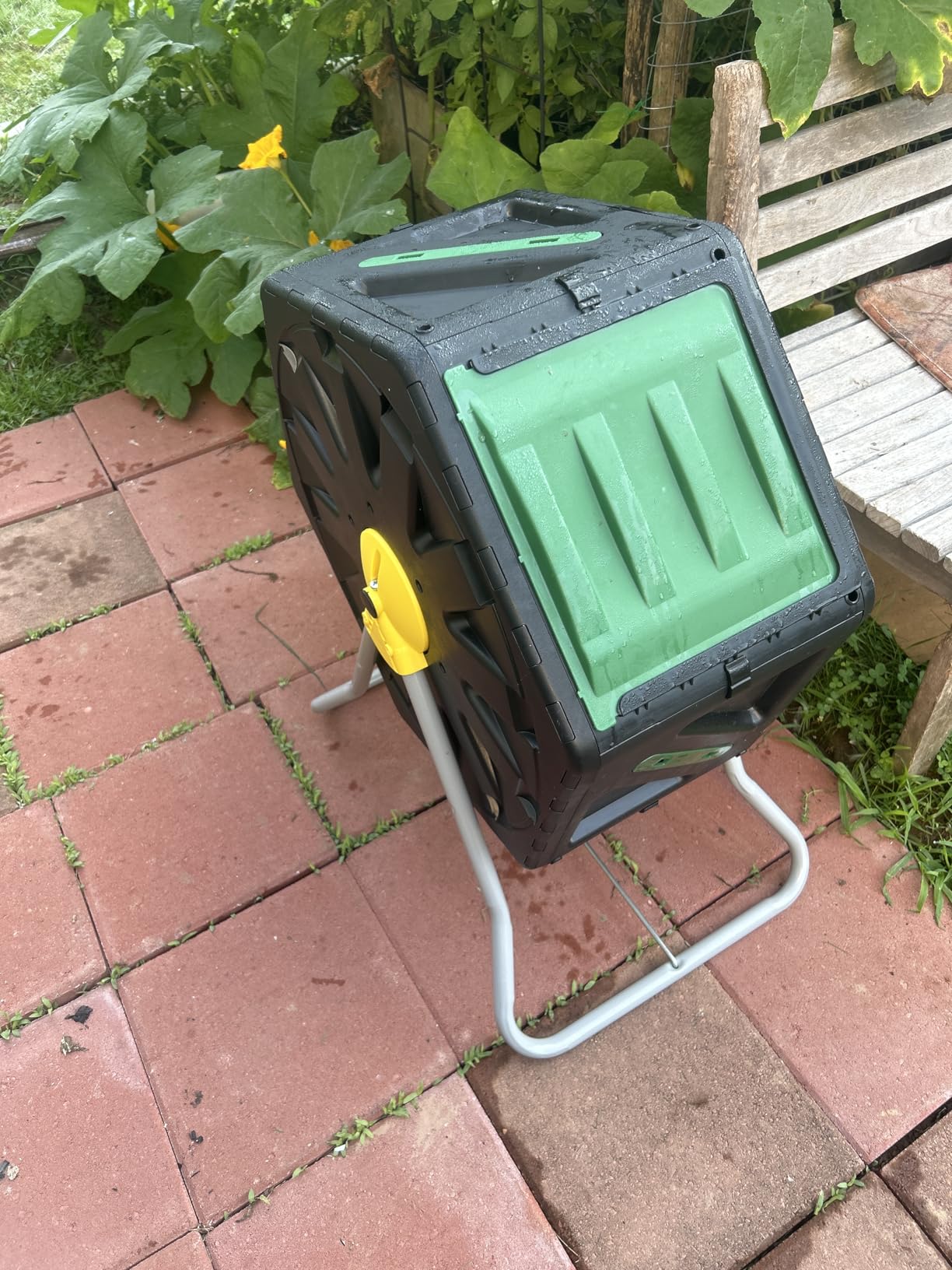 Miracle-Gro Dual Chamber Compost Tumbler - Easy-Turn, Heavy-Duty Outdoor Bin Composter with 2 Sliding Doors (2x18.5 Gal/70L) customer photo 1