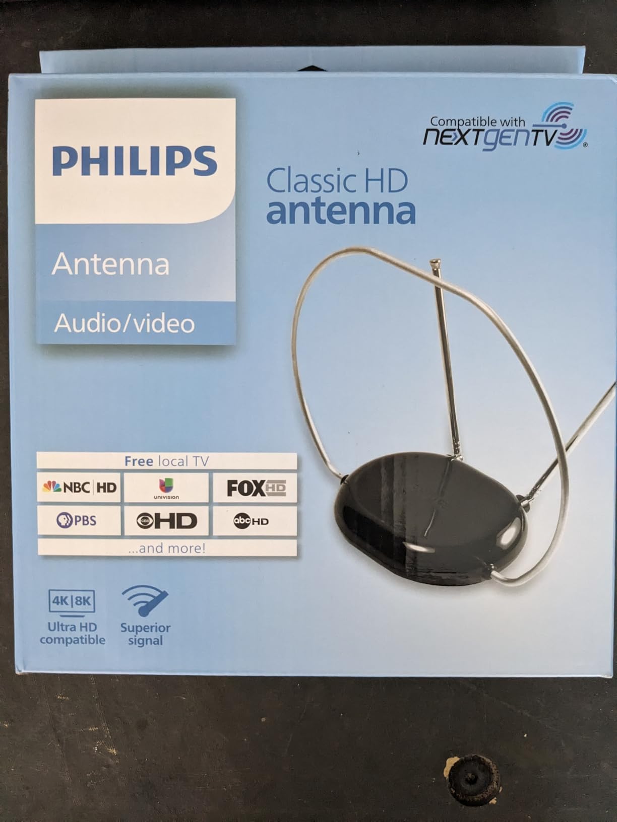 Philips Rabbit Ears Black Indoor TV Antenna, Dipole and Circular Loop customer photo 2