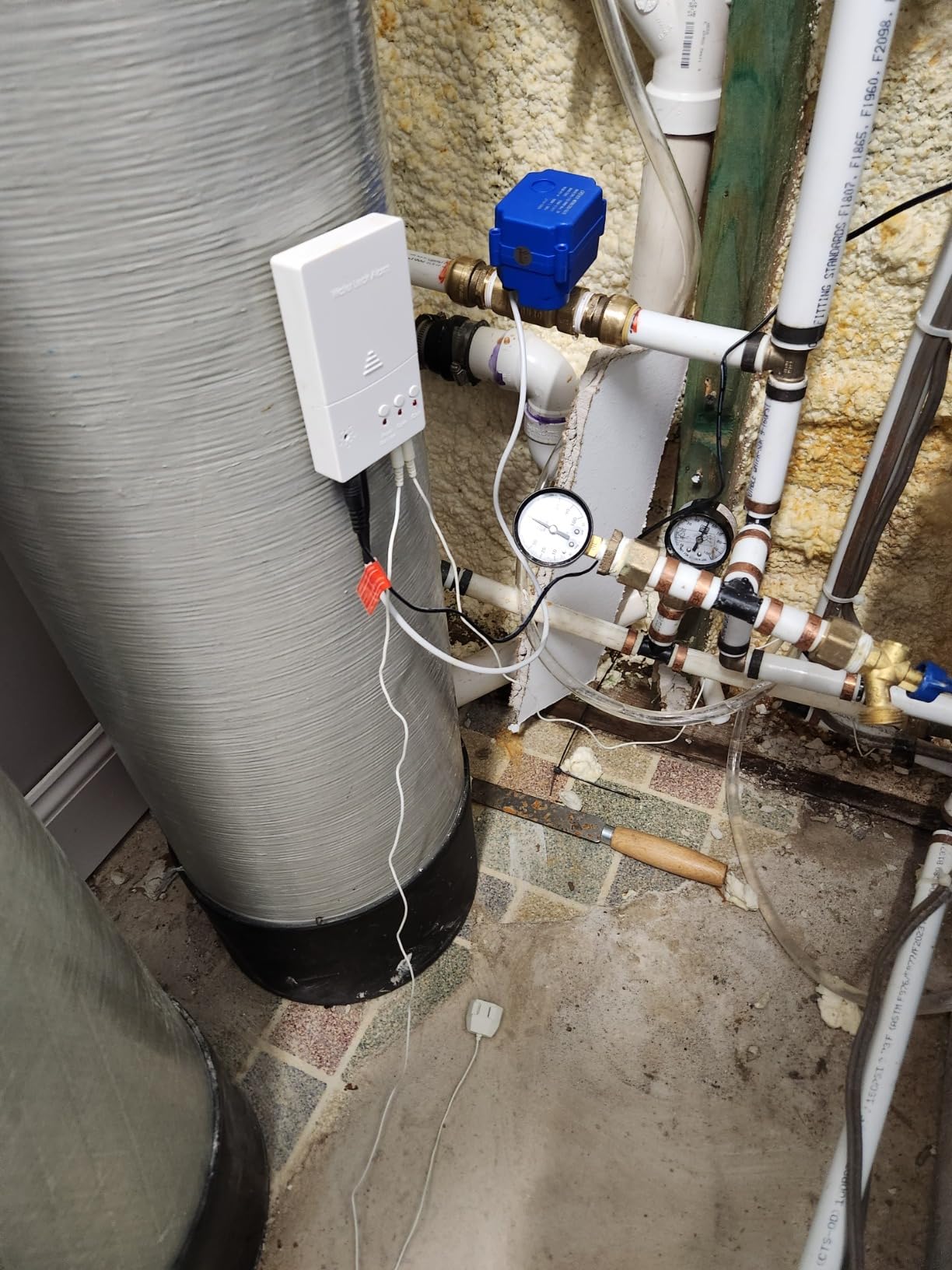 E-SDS Water Leak Detector with Shutoff Valve, Sensors and Sounds Alarm, Automatic Water Leak Shut Off Valve System, for Pipes 3/4 NPT, Flood Prevention for Laundry, Water Heaters and More customer photo 1