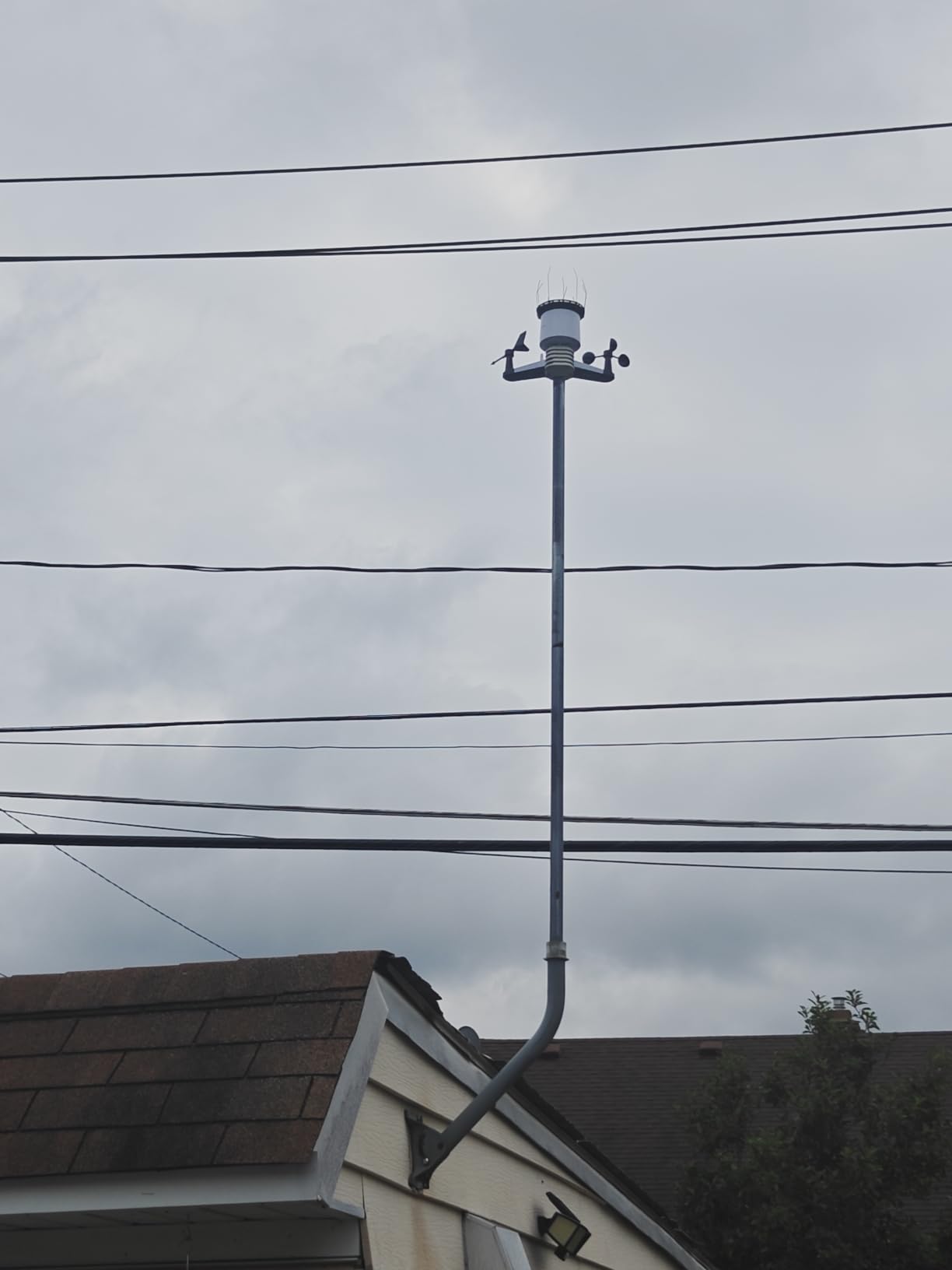 Ambient Weather WS-2000 Smart Weather Station with WiFi Remote Monitoring and Alerts customer photo 1