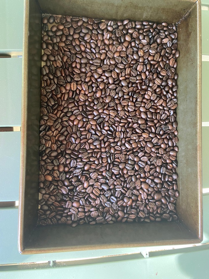 JIAWANSHUN Electric Coffee Roaster Machine 500g Coffee Bean Roaster 0-240C Non-Stick Home Peanut Beans Roaster 1200W 110V customer photo 1