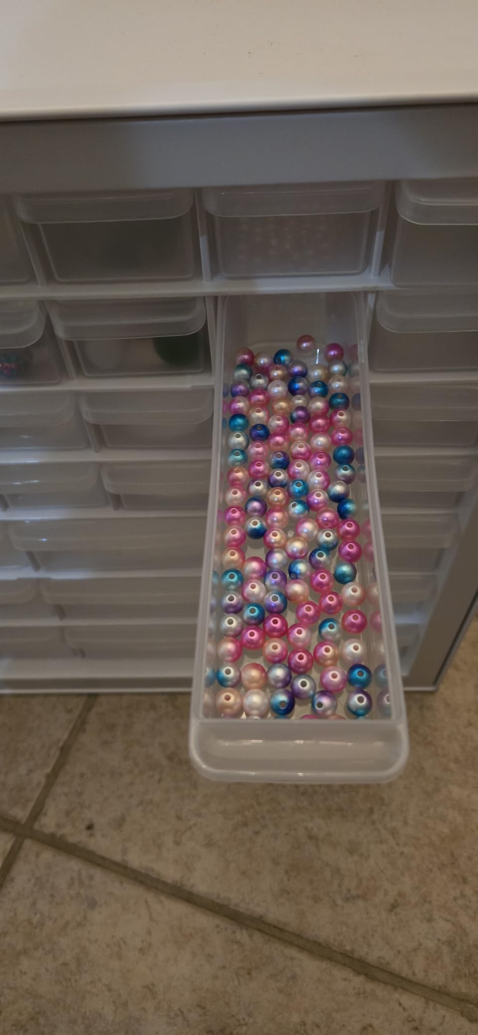 IRIS USA 44-Drawer Small Parts Organizer, Made in USA, Storage Drawers for Beads, Crafts, Building Bricks, Screws, Nuts, Bolts, Electronics, Hardware, Stackable Garage Storage Cabinet, White customer photo 1