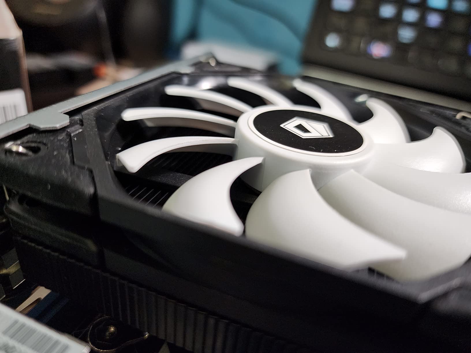 ID-COOLING IS-40X V3 45mm Height Low Profile CPU Cooler, 4 Heatpipes, 15mm Slim Fan customer photo 2