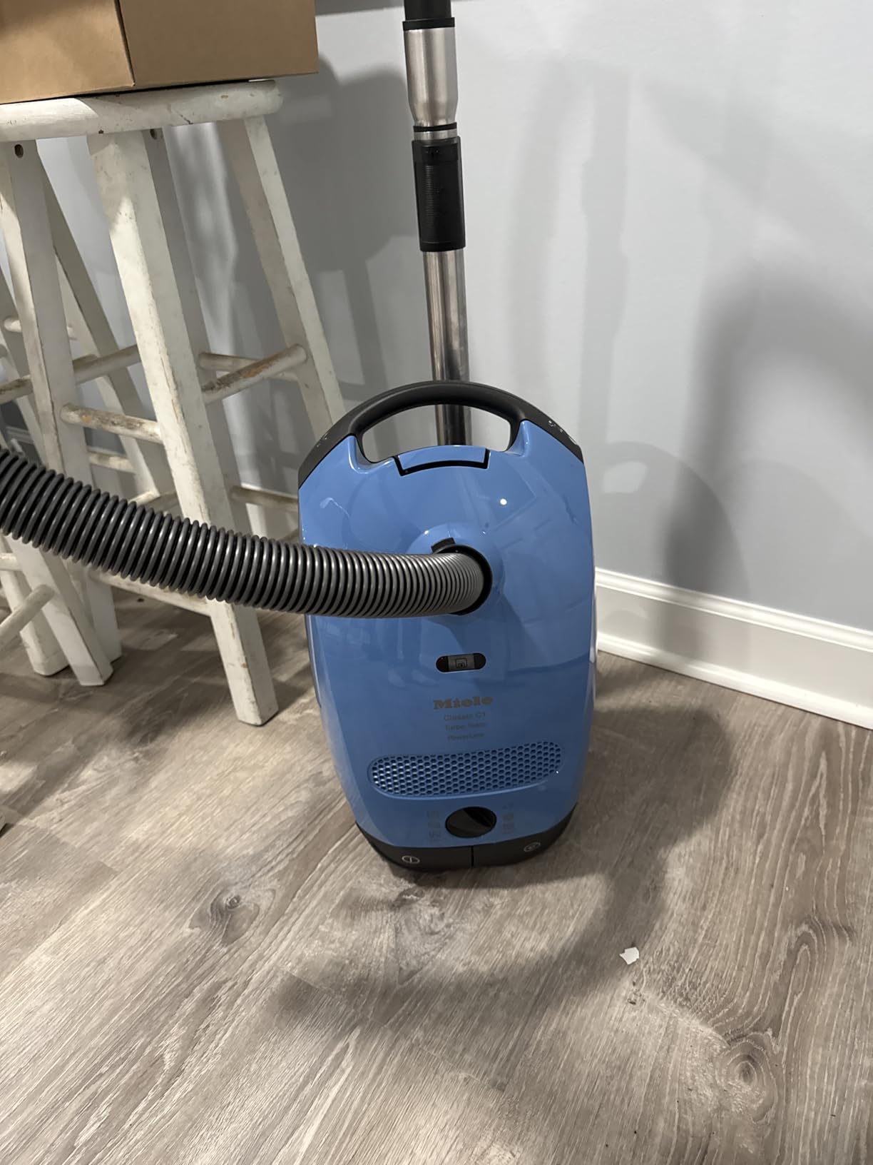 Miele Classic C1 Turbo Team Bagged Canister Vacuum, Tech Blue - Portable, Household customer photo 2