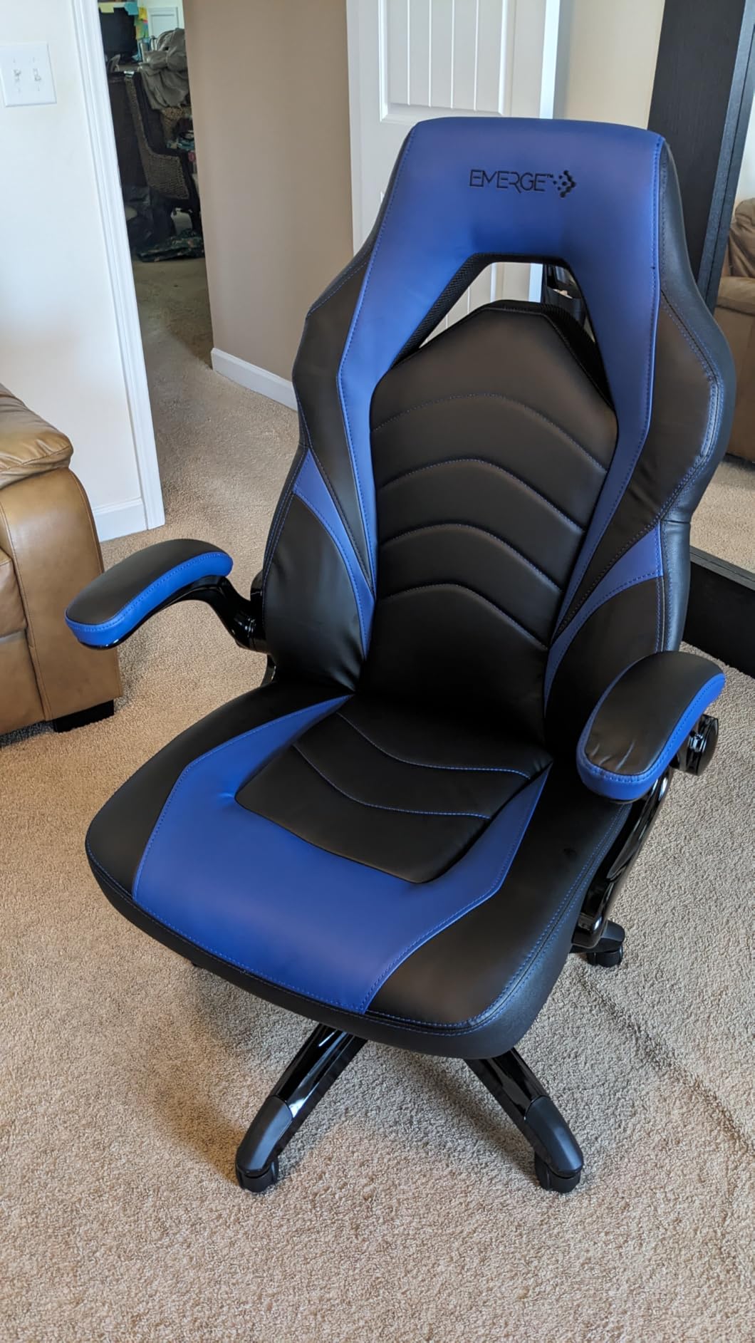 STAPLES Emerge Vortex Gaming Chair, Ergonomic, Adjustable Height, Swivel, Black customer photo 1
