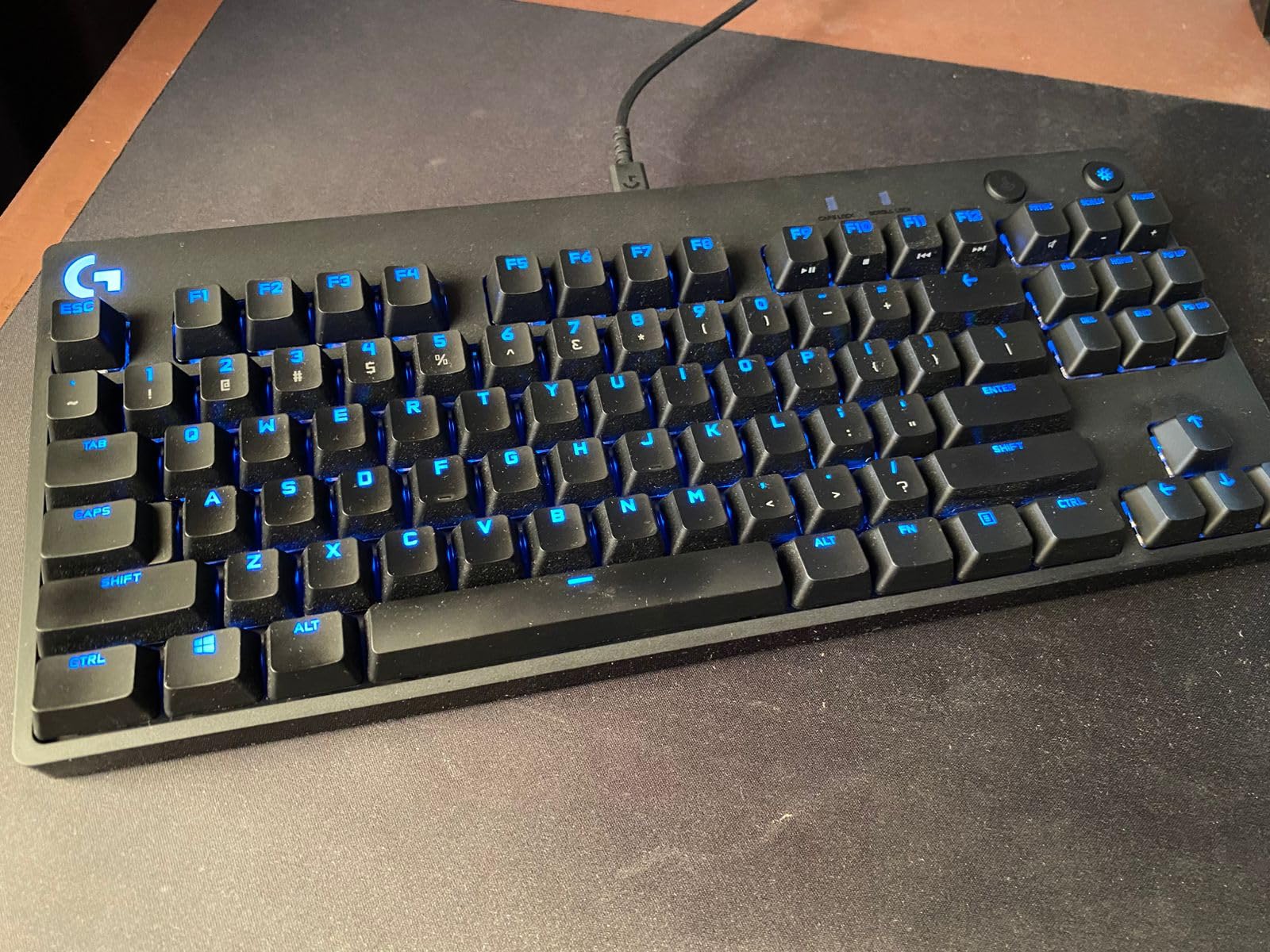 Logitech G PRO Mechanical Gaming Keyboard, Ultra Portable Tenkeyless Design, Detachable Micro USB Cable, 16.8 Million Color LIGHTSYNC RGB Backlit Keys customer photo 1