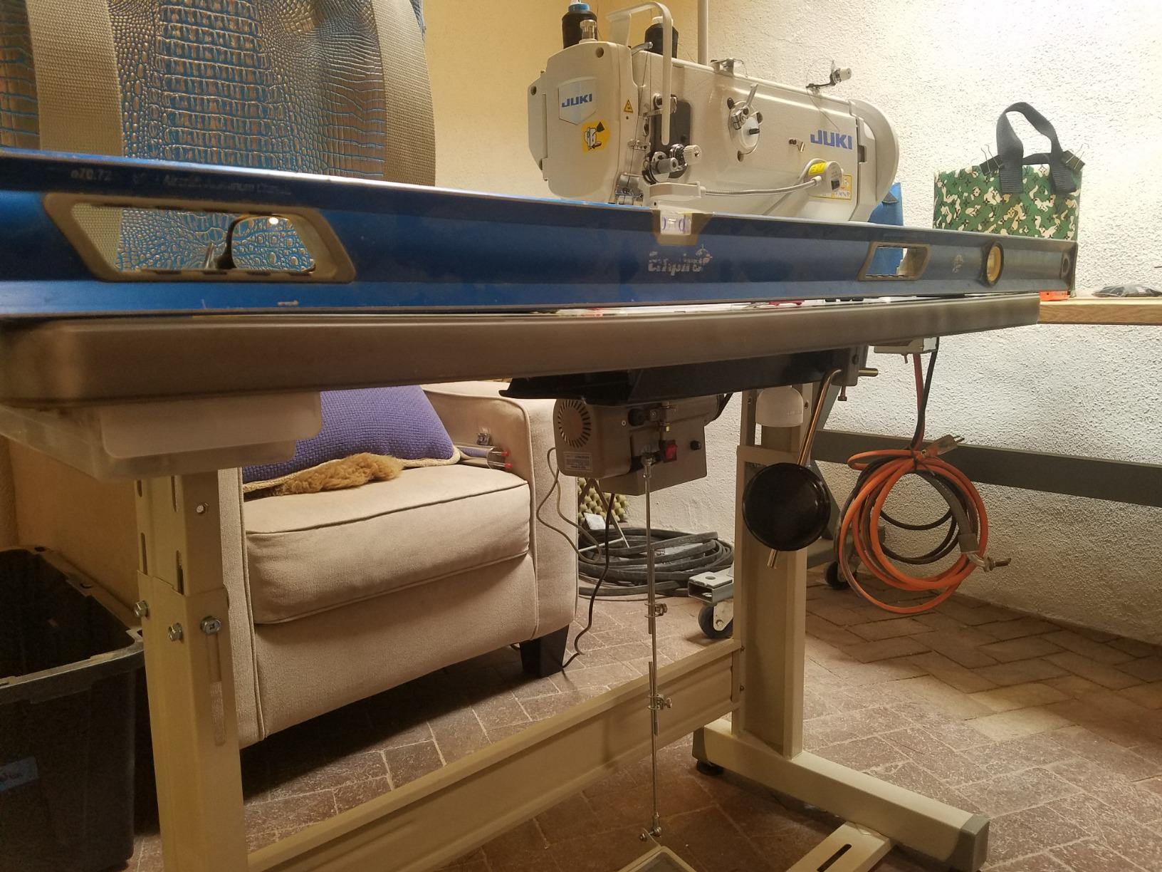 Juki DNU-1541S Industrial Sewing w/Safety Mechanism DNU 1541 Walking Foot Needle Feed, Servo Motor, Table, Lamp, DIY customer photo 1