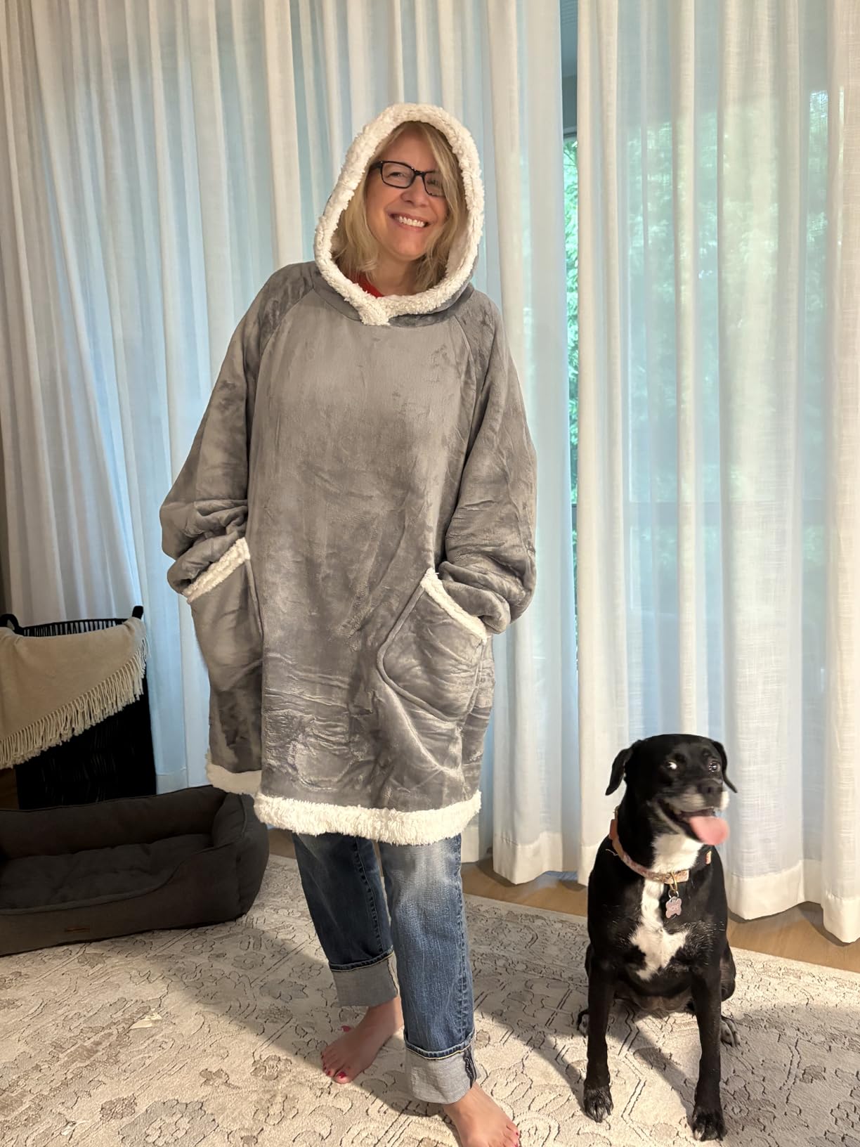 Bedsure Blanket Hoodie, Wearable Blanket Hoodie as Gifts for Mom, Birthday Gifts for Women Kids Teens Mother's Day Sherpa Sweatshirt, Grey, Standard customer photo 1