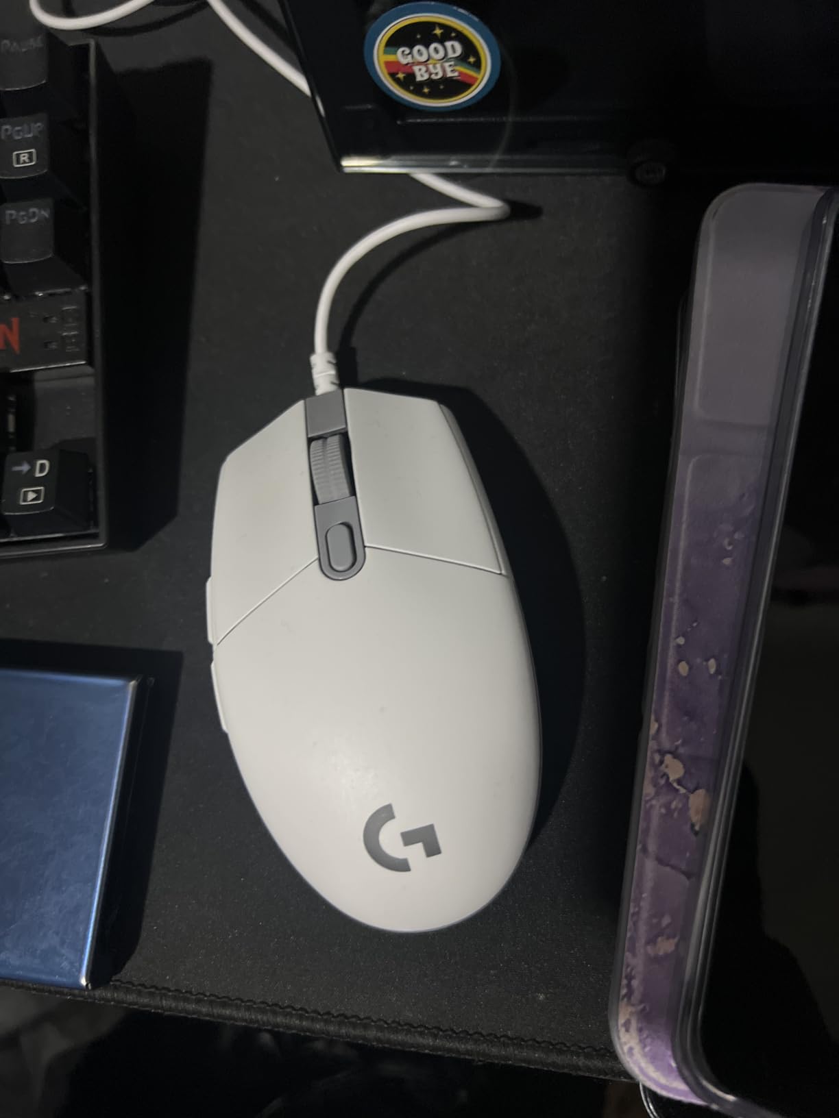 Logitech G203 Wired Gaming Mouse, 8,000 DPI, Rainbow Optical Effect LIGHTSYNC RGB, 6 Programmable Buttons, On-Board Memory, Screen Mapping, PC/Mac Computer and Laptop Compatible - Black customer photo 2