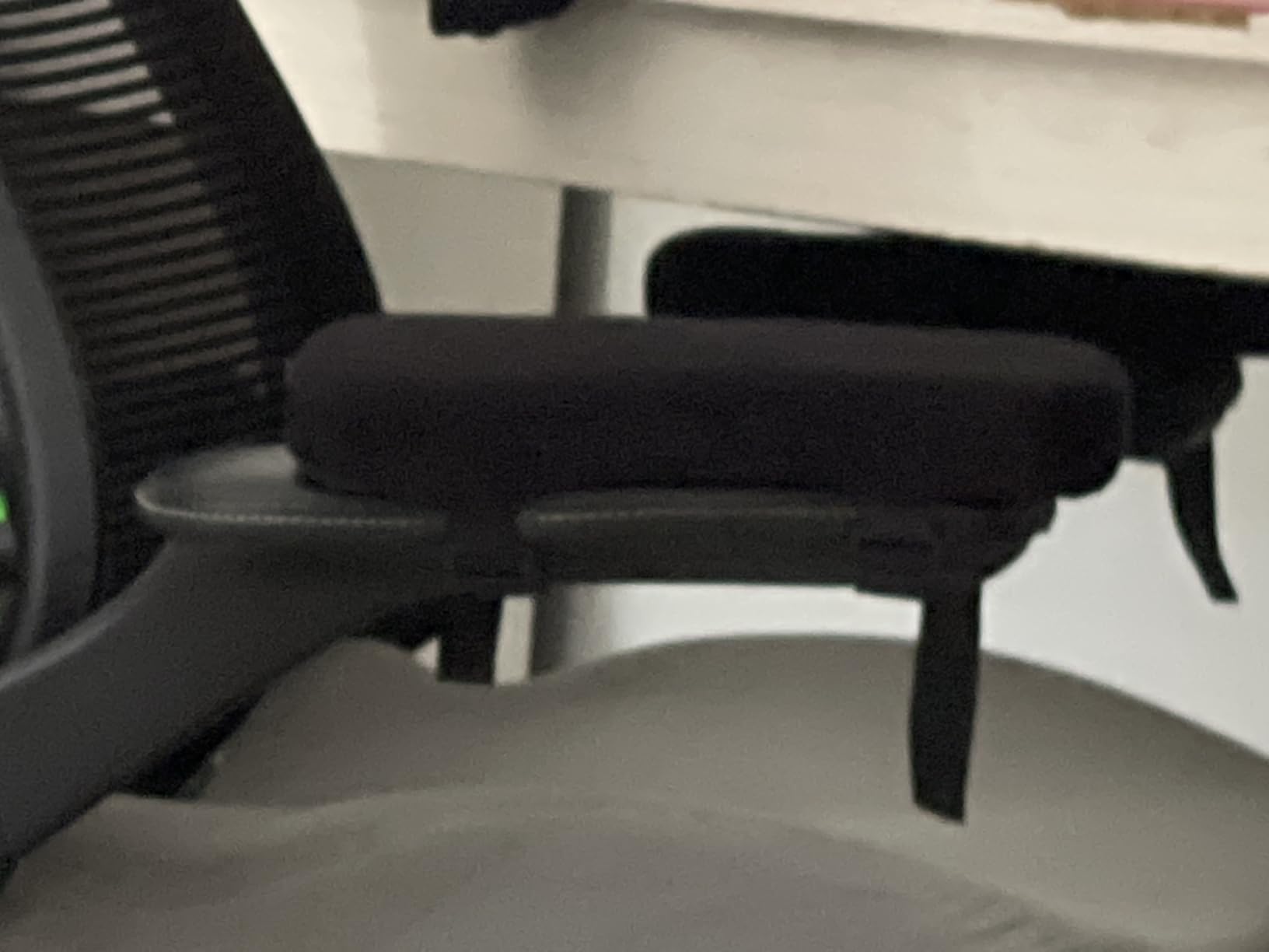 MOSISO Chair Armrest Pads (2 Pack), Memory Foam Home/Office Chair Arm Rest Covers Comfy Computer Gaming Elbow Cushion Removable Washable Elbow Support Forearm Pressure Relief, Black customer photo 1