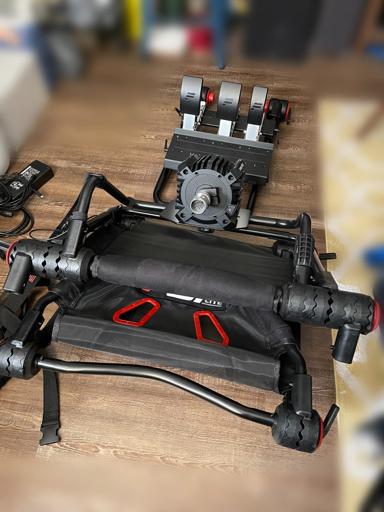 Next Level Racing F-GT Lite Formula and GT Foldable Simulator Cockpit (NLR-S015) customer photo 1