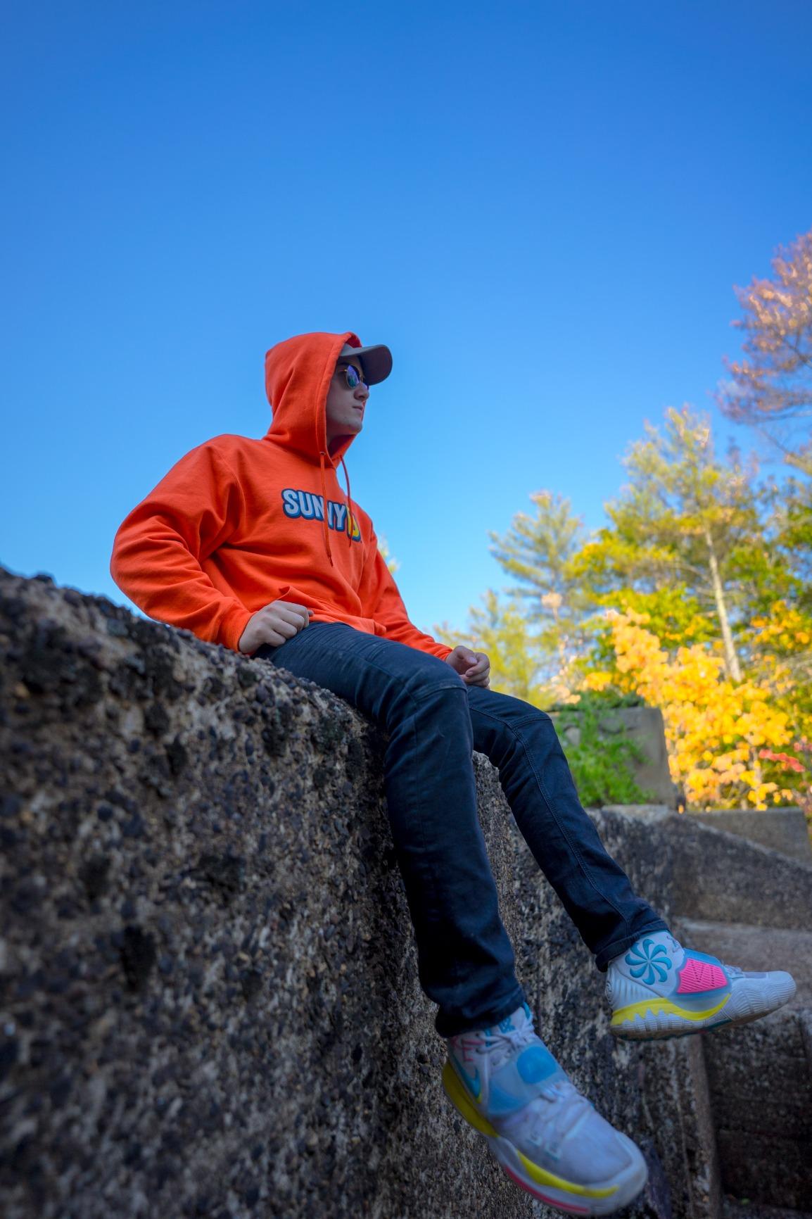 Sony FE 20mm F1.8 G Full-Frame Large-Aperture Ultra-Wide Prime Angle G Lens, Model: SEL20F18G, Black customer photo 2