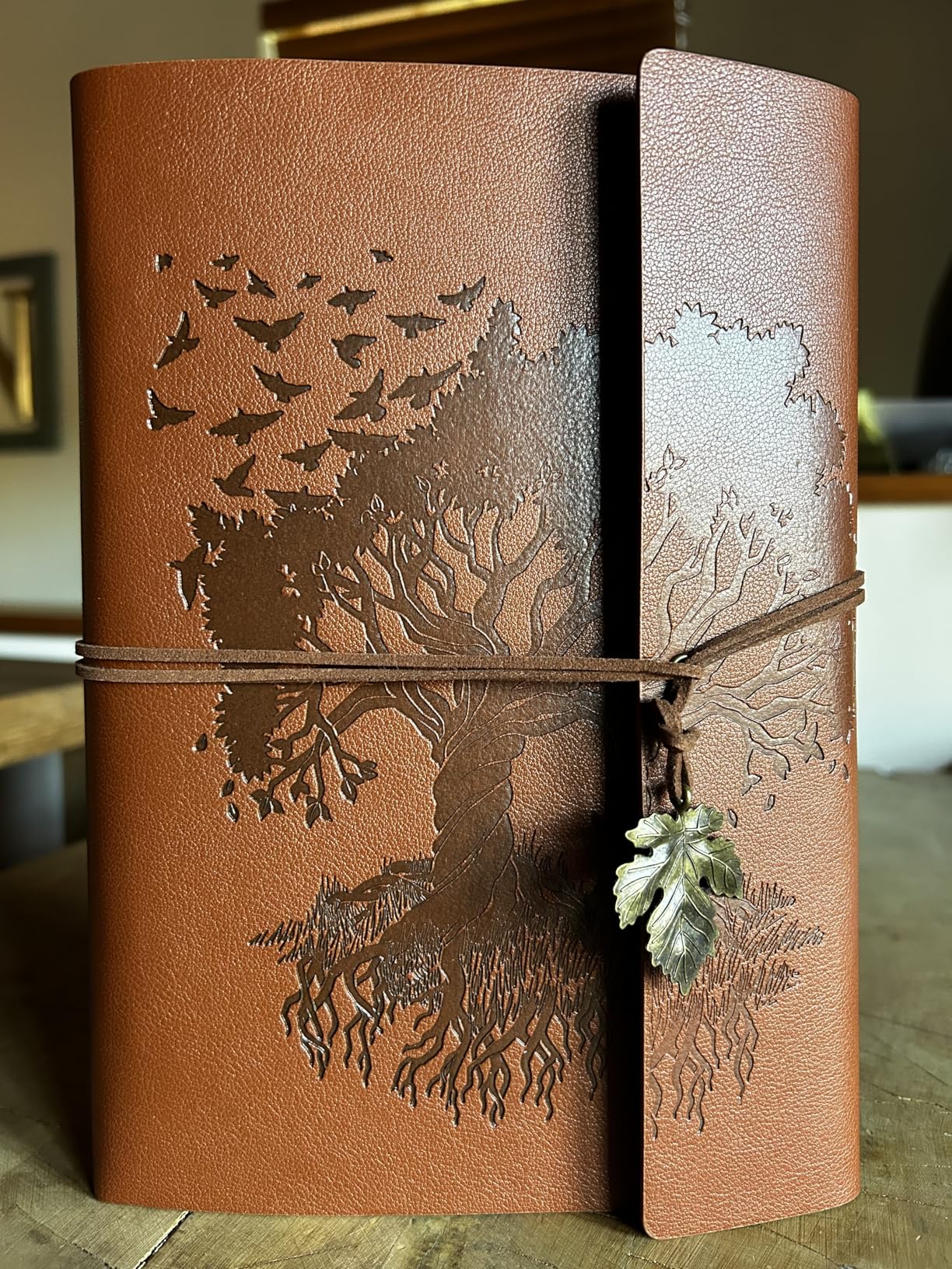Leather Journals Notebooks with Blank Pages, Vintage Refillable Journal for Writing, Personal Travel Diary Art Sketchbook to Write in, Gifts for Women, Men, 160 Pages A5 (Brown) customer photo 2