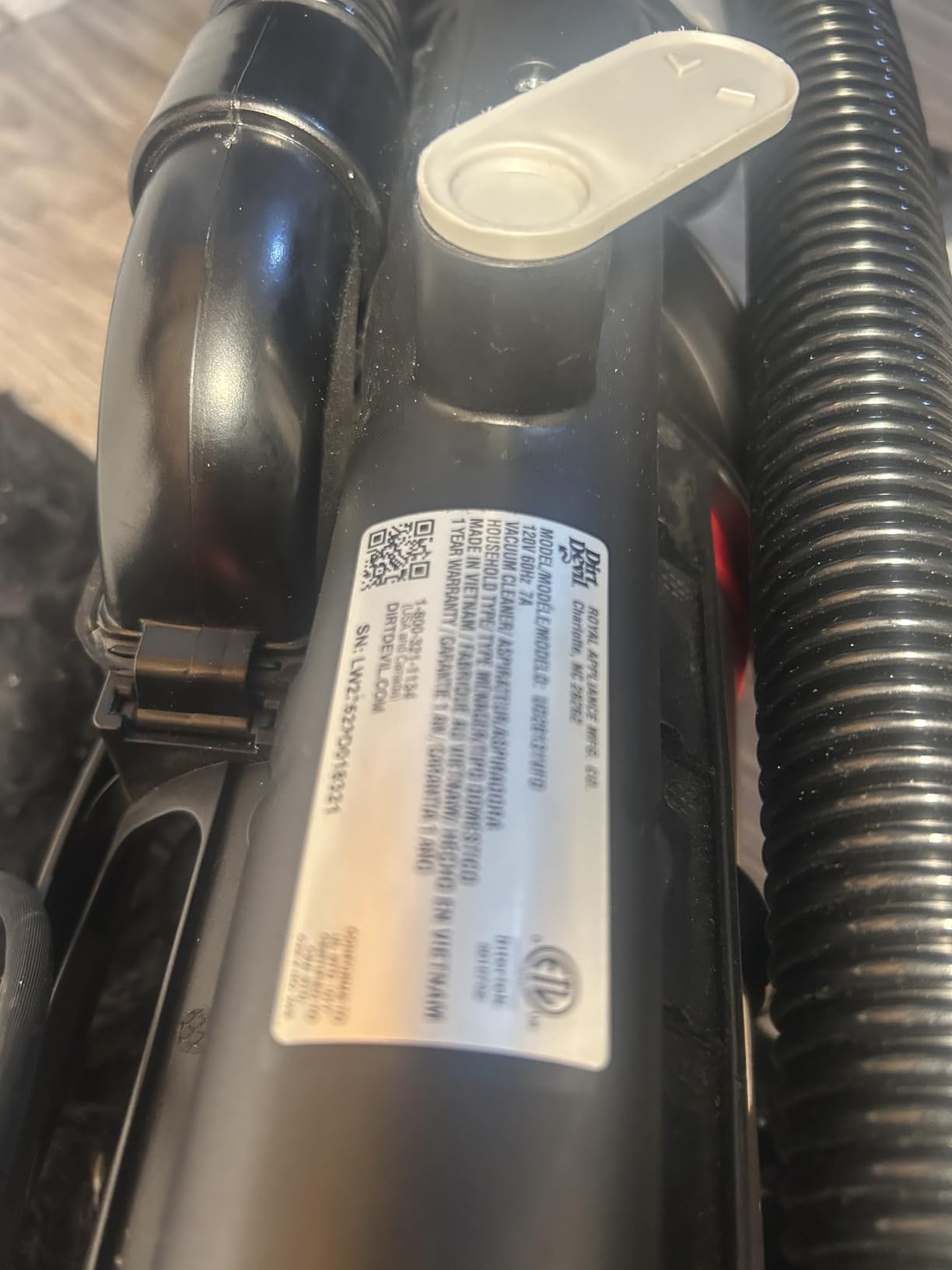 Dirt Devil Endura Lite Upright Bagless Vacuum Cleaner customer photo 2