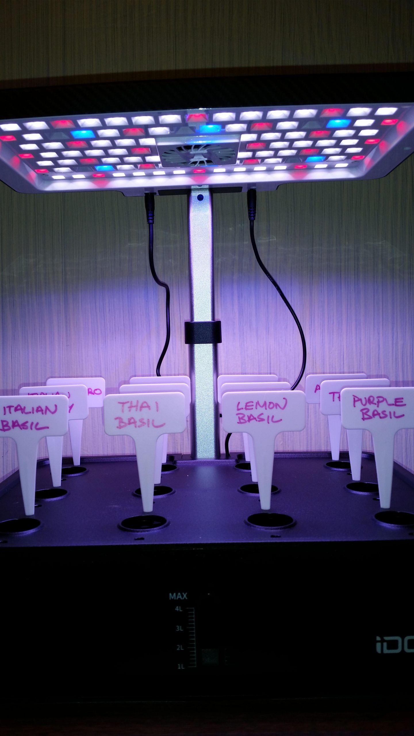 iDOO 12Pods Hydroponics Growing System Garden with LED Grow Light customer photo 2