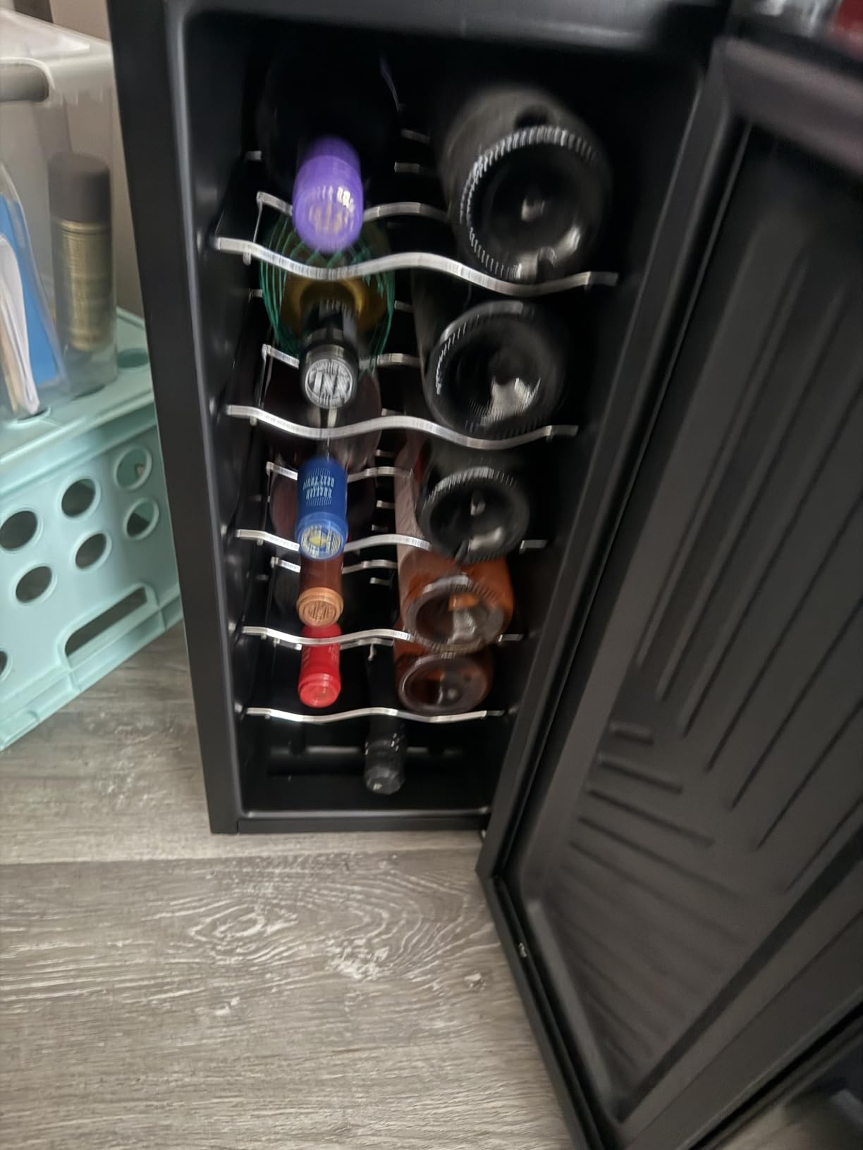 BLACK+DECKER 8-Bottle Thermoelectric Wine Cellar, BD60026, Black | Countertop Mini Fridge with Triple Pane Clear Glass Door, Bar Cabinet with LED Display, Slide-Out Chrome Racks customer photo 2