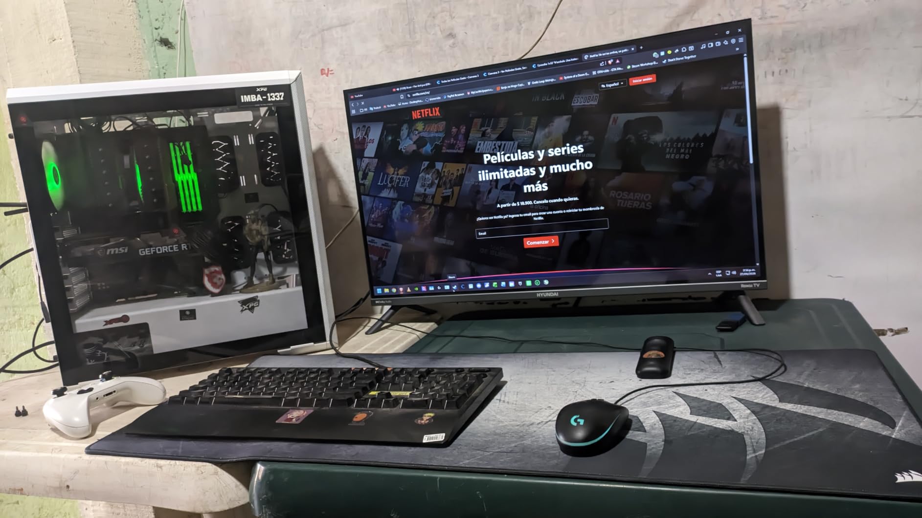 Corsair MM350 PRO Extended XL Premium Spill-Proof Cloth Gaming Mouse Pad - 36.6