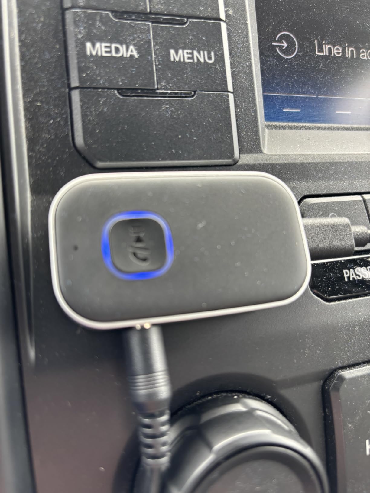 COMSOON Bluetooth Receiver for Car, Noise Cancelling 3.5mm AUX Bluetooth Car Adapter, Wireless Audio Receiver for Home Stereo/Wired Headphones, Hands-Free Call, 16H Battery Life - Black+Silver customer photo 1
