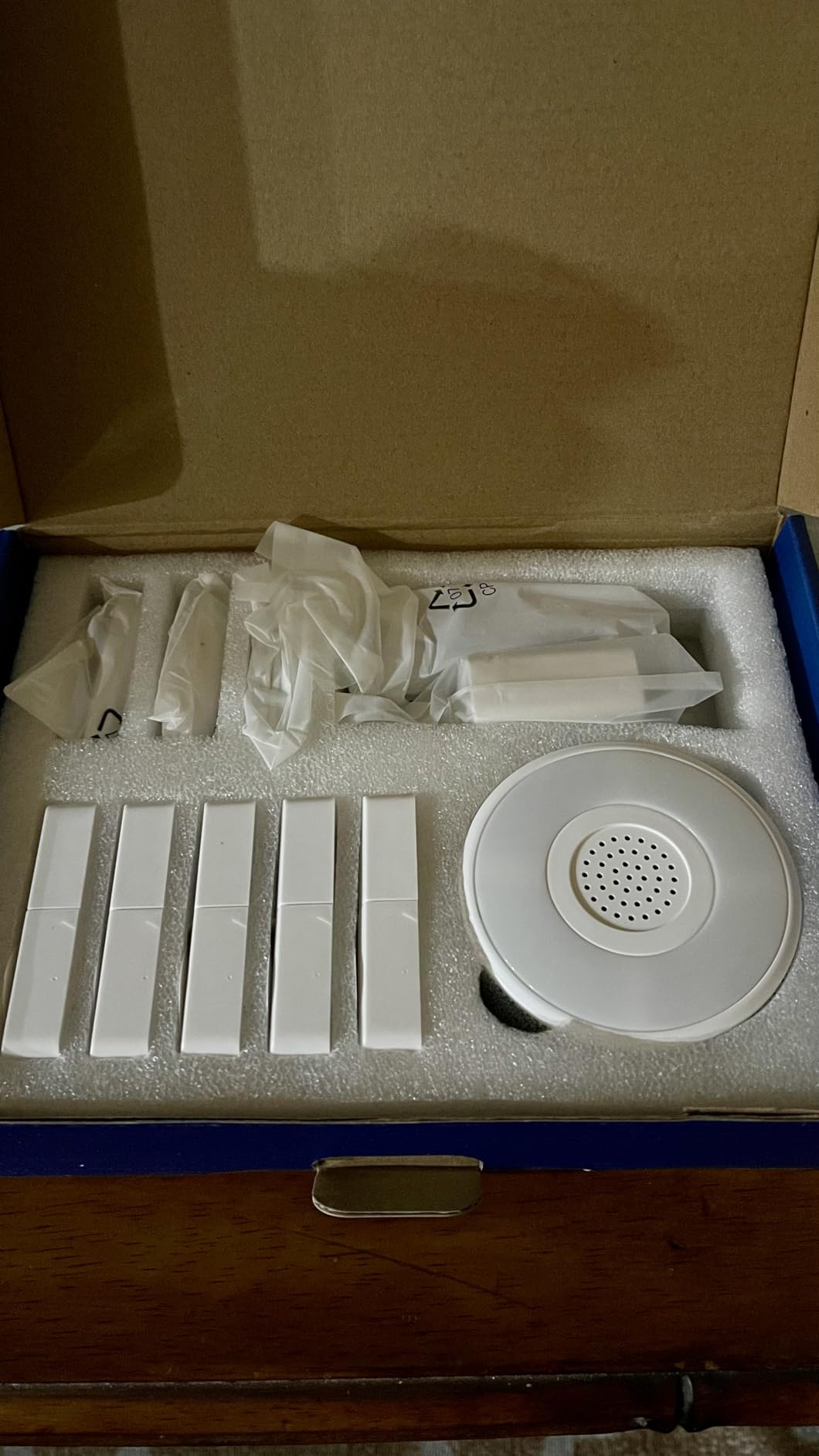 WiFi Door Alarm System, Wireless DIY Smart Home Security System, with Phone APP Alert, 8 Pieces-Kit (Alarm Siren, Door Window Sensor, Remote), Work with Alexa, for House, Apartment, by tolviviov customer photo 2