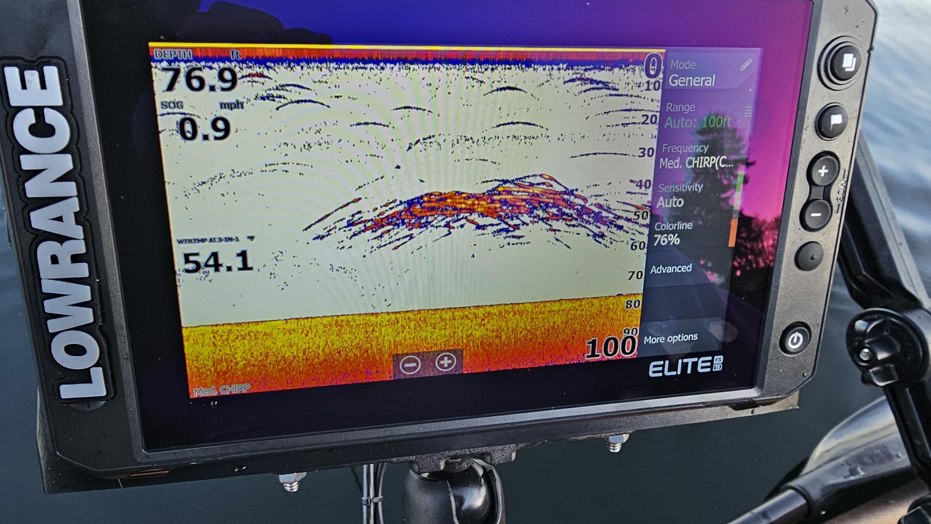 Lowrance Elite FS Fishfinder/Chartplotter with ActiveTarget Support customer photo 1