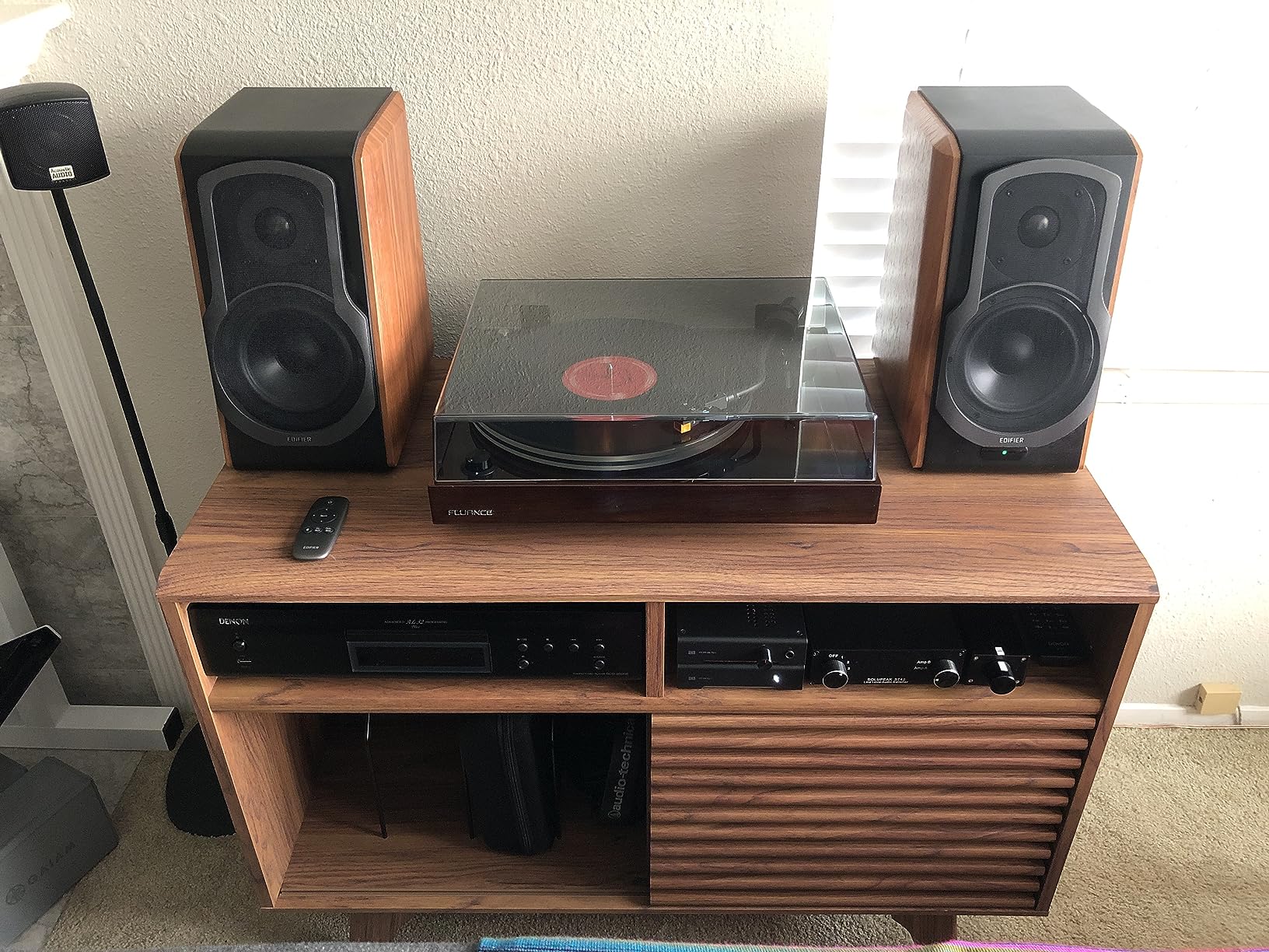 Modway Render Mid-Century Modern Vinyl Record Storage Display Cabinet, 37 Inch, Walnut customer photo 2