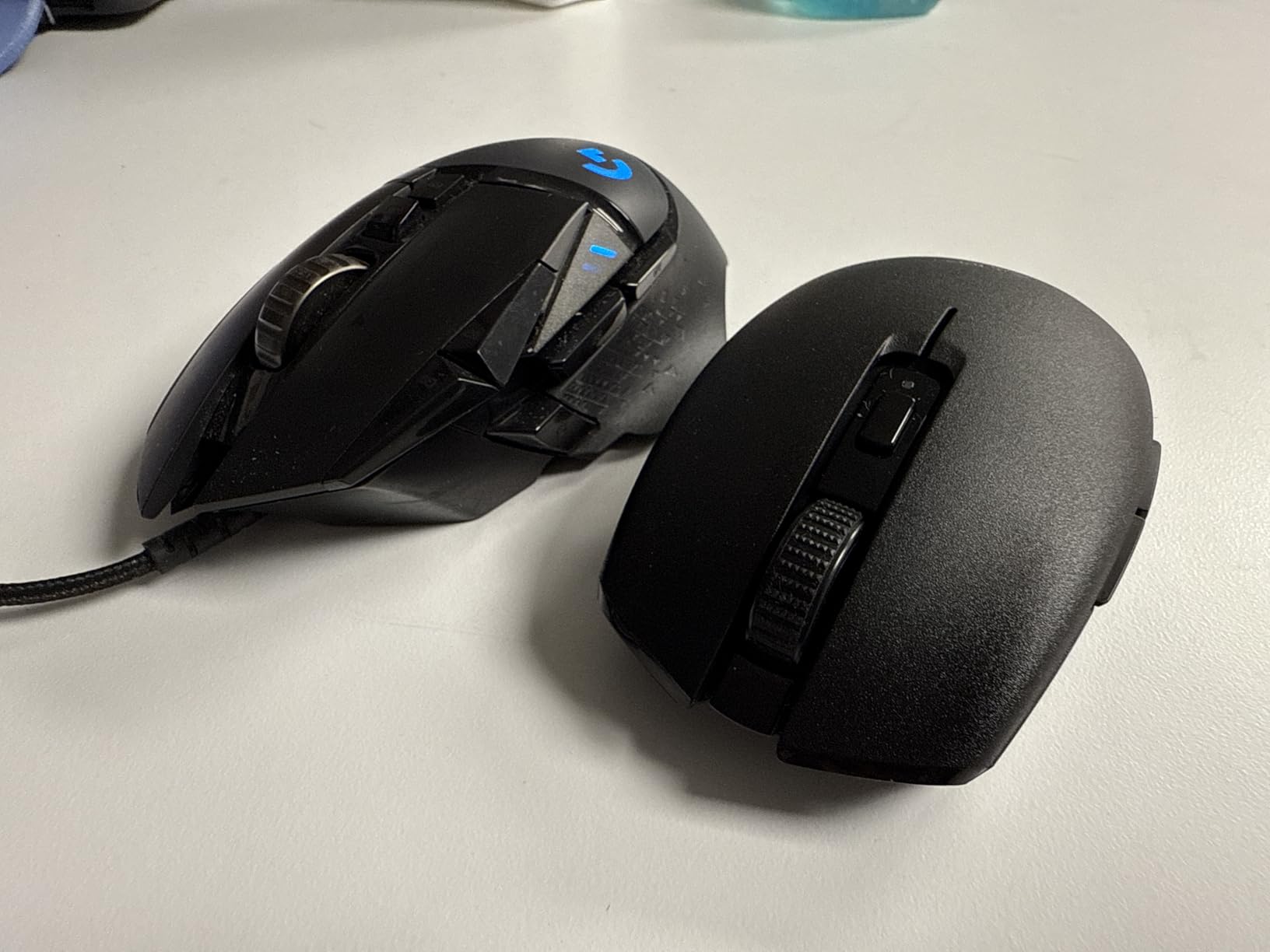 Razer Orochi V2 Wireless Gaming Mouse - Ultra Lightweight & Portable, Bluetooth & 2.4Ghz Wireless Connectivity, 18K DPI, Up to 950hrs Battery Life, Compatible with PC & Mac - Classic Black customer photo 2