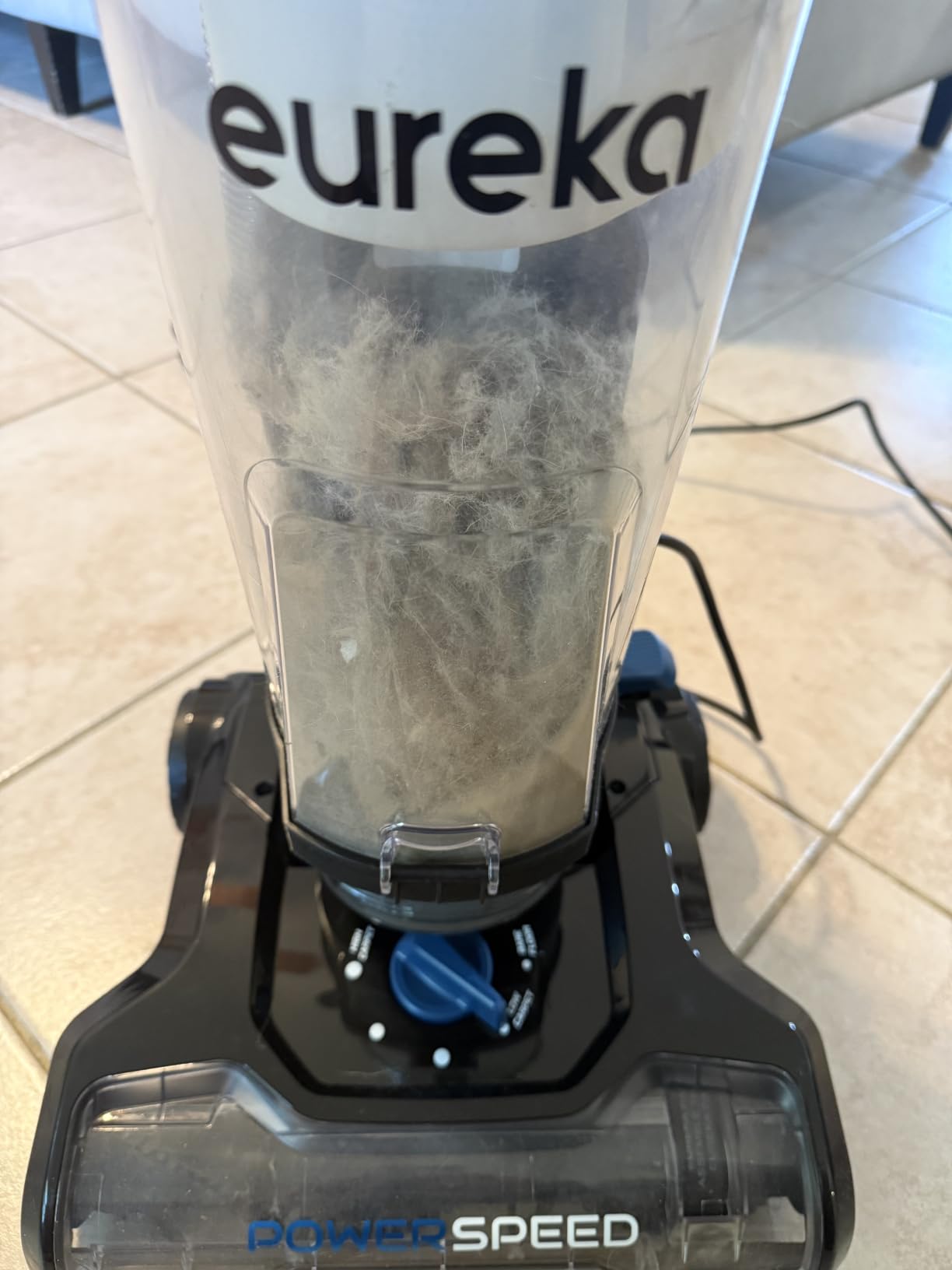 Eureka PowerSpeed Lightweight Upright Vacuum Cleaner for Carpet and Hard Floor, Powerful Bagless Upright Vacuum Cleaner for Home Pets, NEU181A, Blue customer photo 1