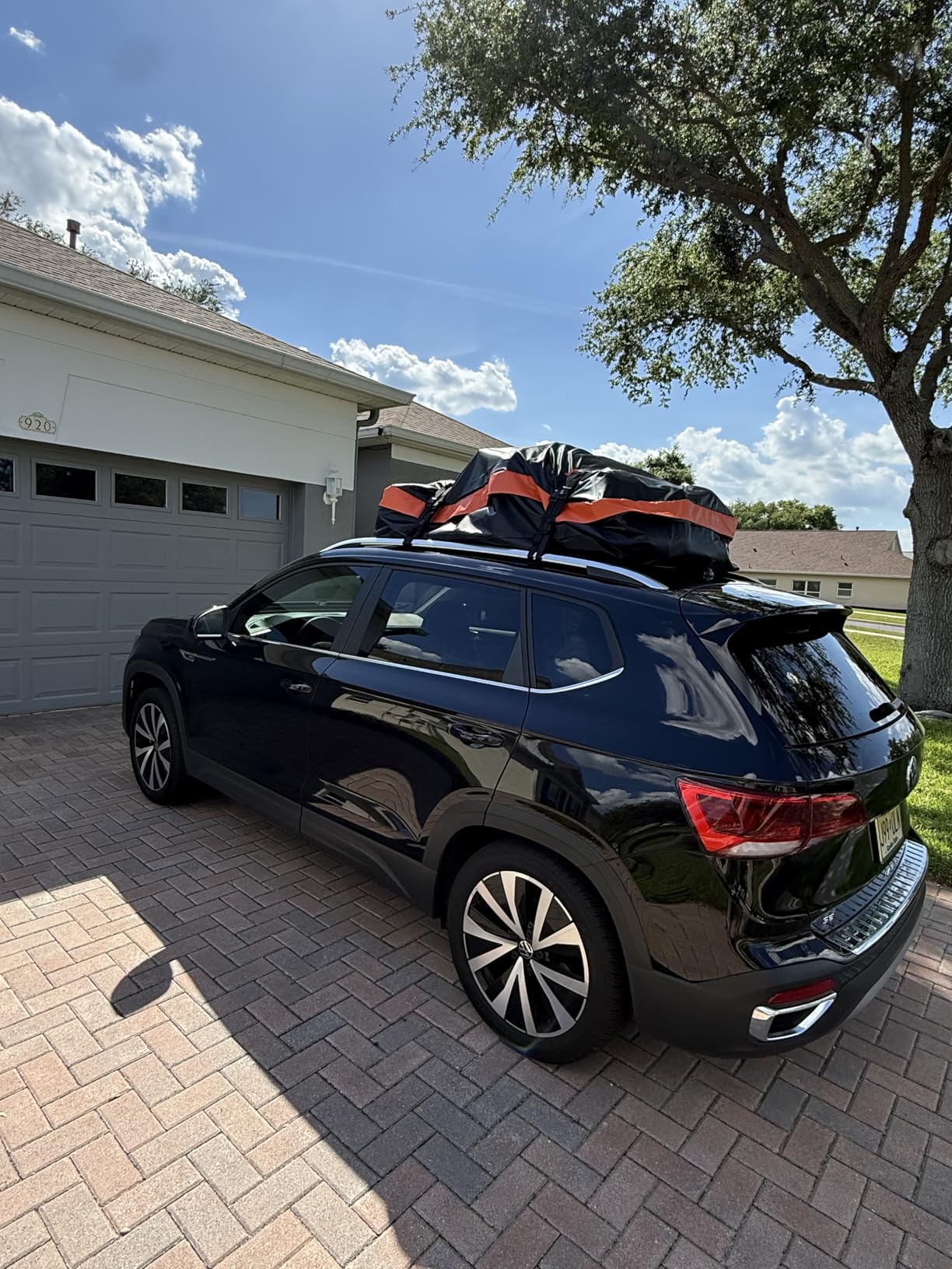 Car Rooftop Cargo Carrier Bag, 21 Cubic Feet 100% Waterproof Heavy Duty 840D Car Roof Bag for All Vehicle with/Without Racks - Anti-Slip Mat, 6 Door Hooks, Storage Bags, 2 Extra Straps, Luggage Lock customer photo 1
