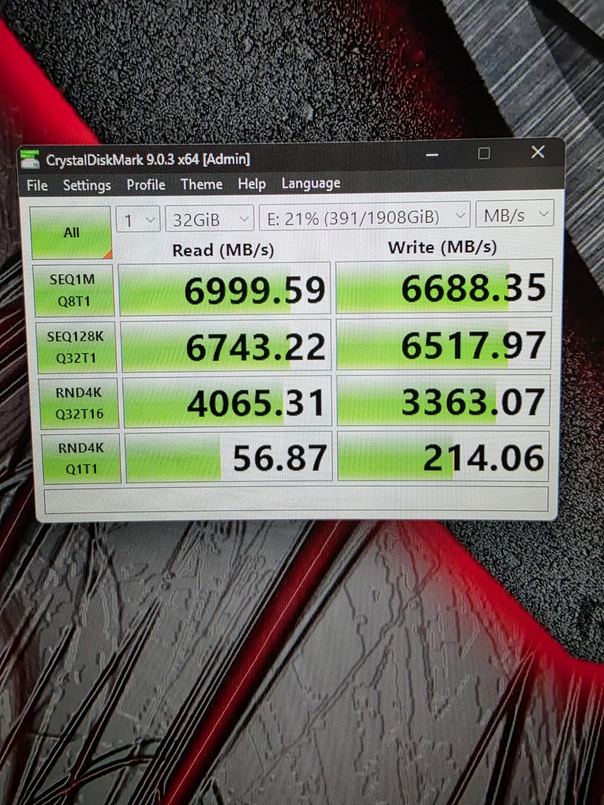 Predator M.2 SSD 2TB GM7000 with DRAM cache NVMe 1.4 2280 PCIe Gen4x4 Ultra high speed (maximum read: 7400MB/s, max write: 6700MB/s) 3D NAND TLC Internal SSD Compatible with PS5 Pro - BL.9BWWR.106 customer photo 1