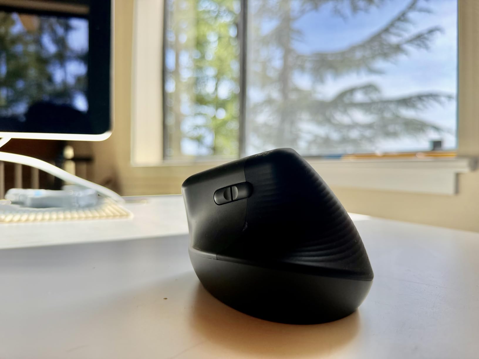 Logitech Lift Vertical Ergonomic Wireless Mouse - Graphite | Connect via Bluetooth or included Logi Bolt USB-A receiver, quiet clicks, 4 of 6 buttons customizable, Windows Mac compatible customer photo 1