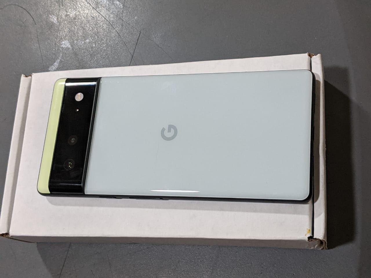 Google Pixel 6 5G, 128GB, Sorta Seafoam - Unlocked (Renewed) customer photo 2