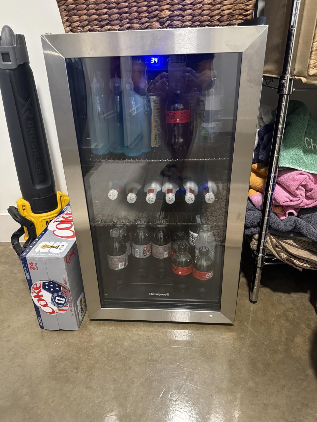 Honeywell Beverage Refrigerator and Cooler, 116 Can Mini Fridge with Glass Door for Soda Beer or Wine for Office or Bar with Adjustable Removable Shelving, Commercial Grade customer photo 2