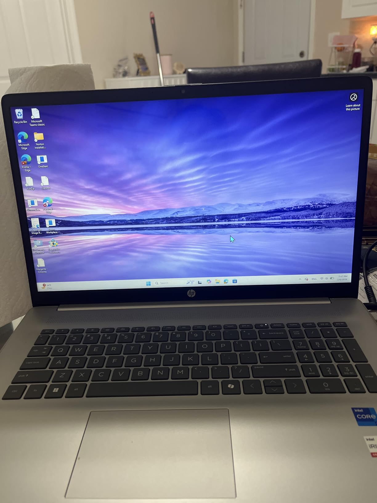 HP 17 Laptop, 17.3