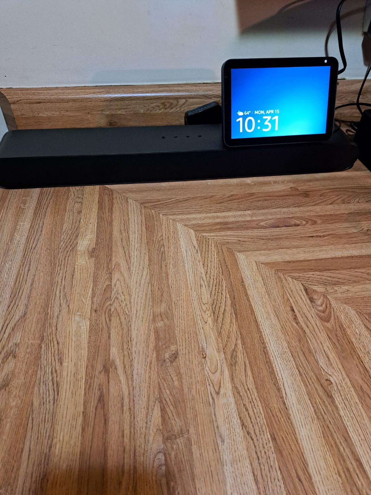 Samsung HW-S60B 3.1ch Soundbar with Dolby Atmos, DTS Virtual:X, Q Symphony, Adaptive Sound, Game Mode, Bluetooth Connection (2022) customer photo 2