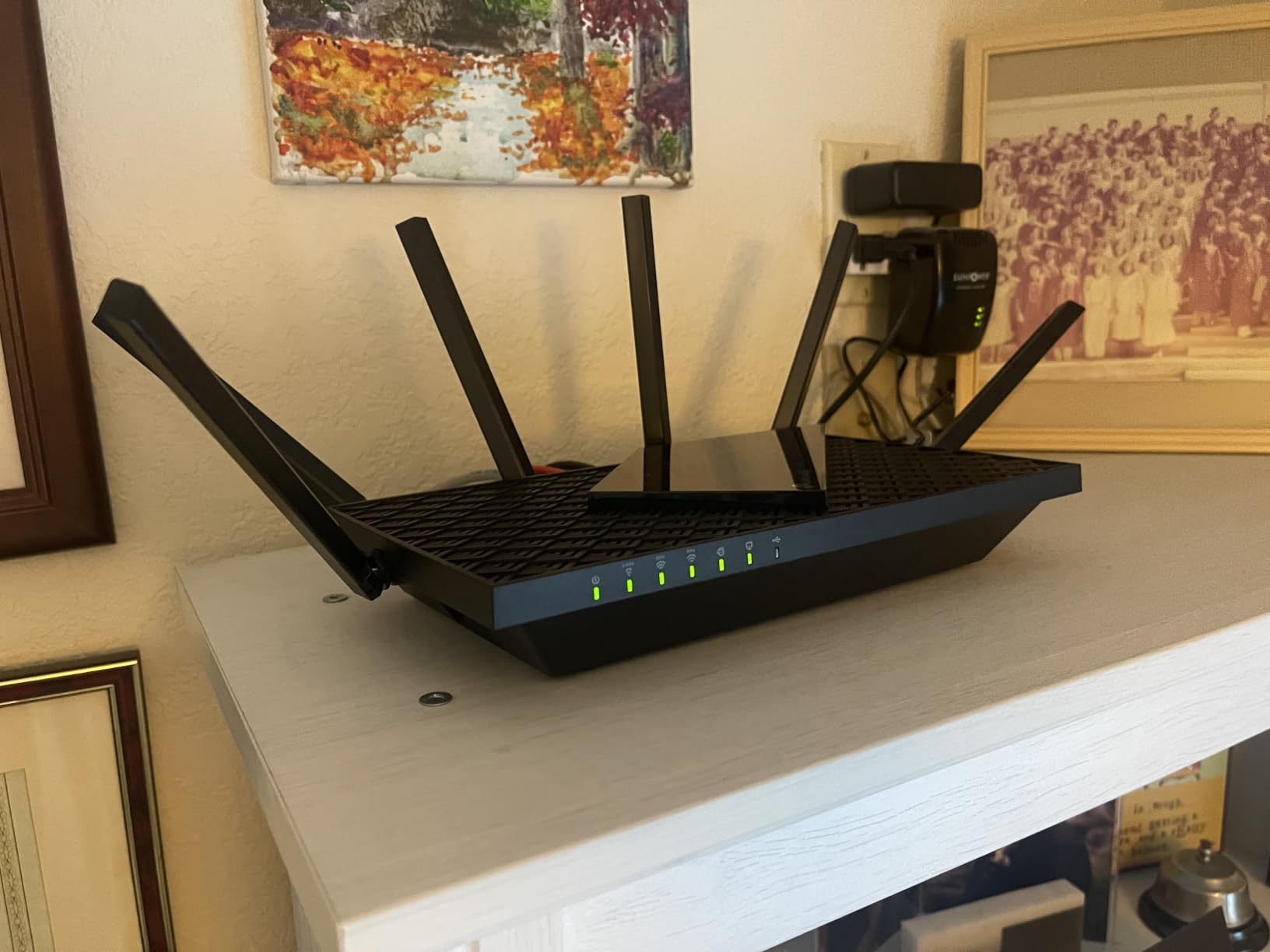 TP-Link AXE5400 Tri-Band WiFi 6E Router (Archer AXE75), 2025 PCMag Editors' Choice, 2.5Gbps WAN Port for Gaming & Streaming, 6GHz Band, 160MHz, OneMesh, Dual-Core CPU, VPN & WPA3 Security customer photo 1