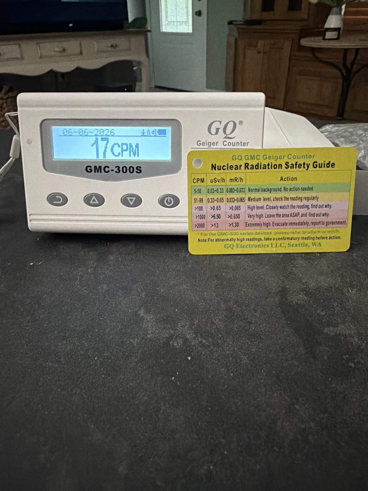 GQ GMC-300S Digital Nuclear Radiation Detector Monitor Meter Geiger Counter Radiation Dosimeter customer photo 1