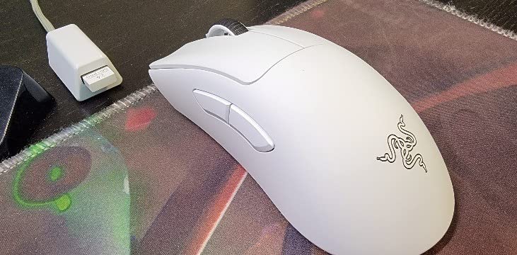 Razer DeathAdder V3 Pro Wireless Gaming Mouse: 63g Ultra Lightweight - Focus Pro 30K Optical Sensor - HyperSpeed Wireless - Fast Optical Switches Gen-3-5 Programmable Buttons - 90 Hr Battery - Black customer photo 1