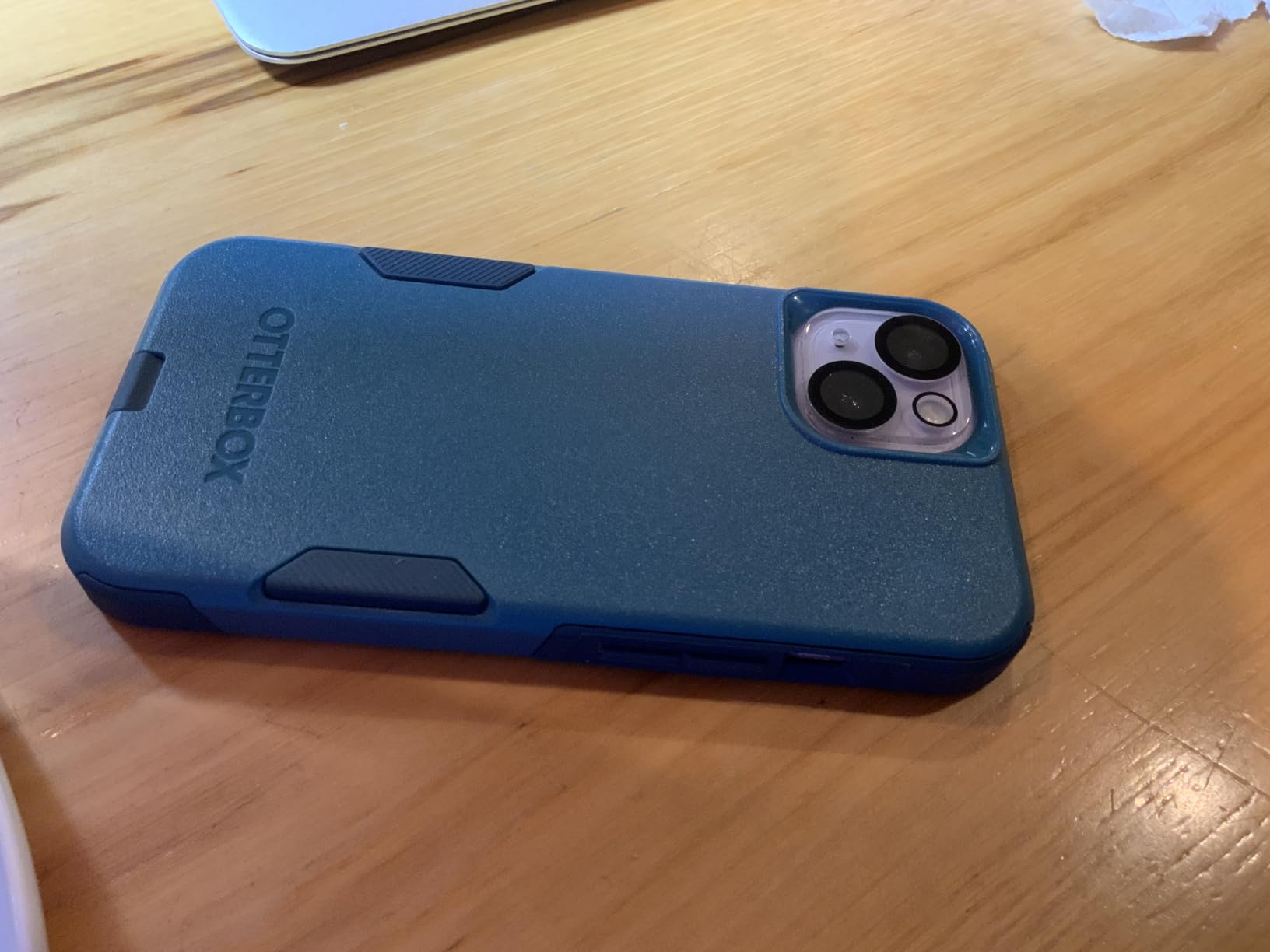 OtterBox iPhone 14 & iPhone 13 Commuter Series Case - BLACK, Slim & Tough, Pocket-Friendly, with Port Protection | Slim customer photo 2