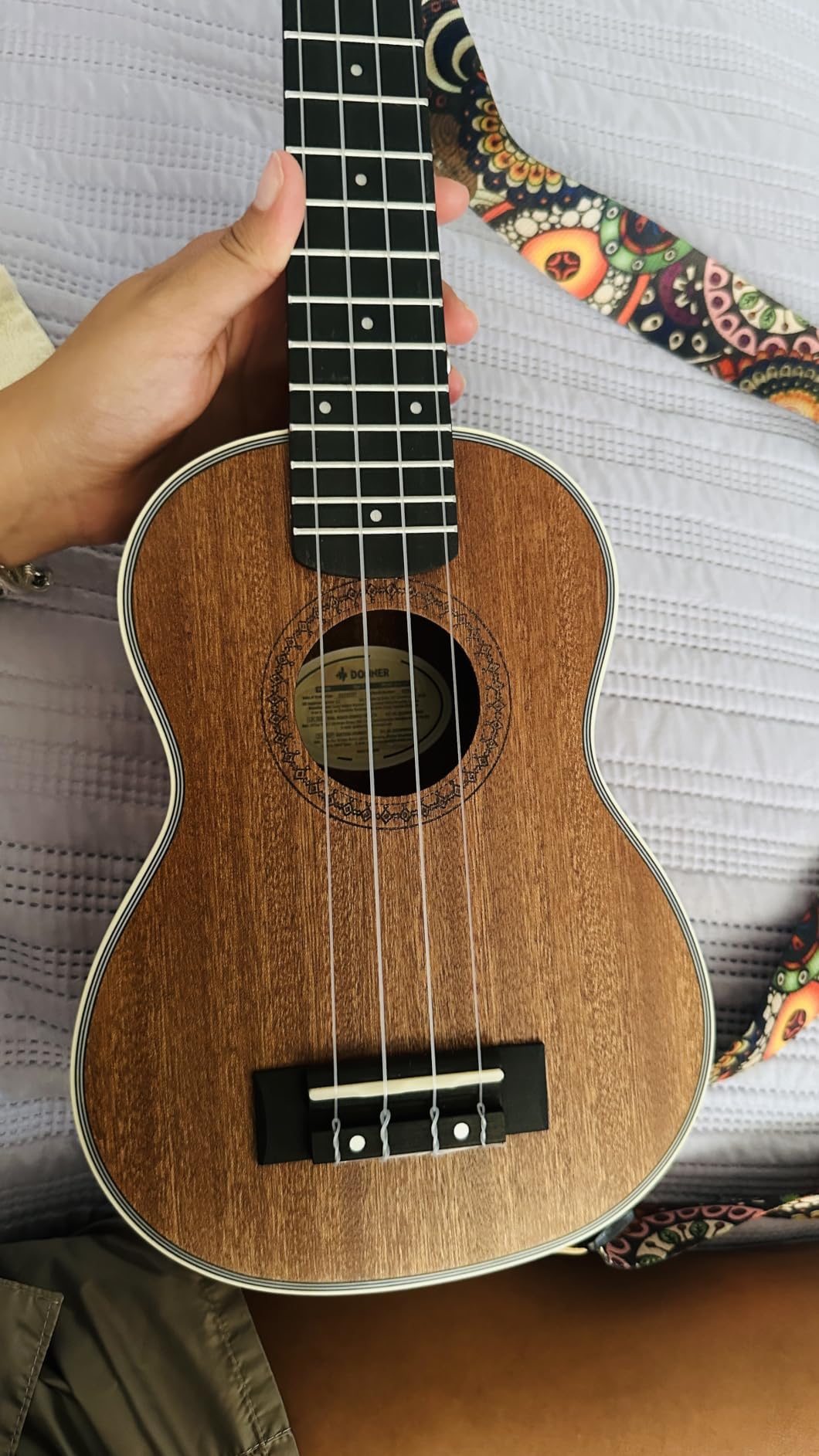 Donner Soprano Ukulele Mahogany 21 inch Ukelele Beginner Kit Online Lesson Gig Bag Strap Nylon String Tuner Picks Cloth DUS-1 Ukalalee Set Christmas Gift customer photo 2