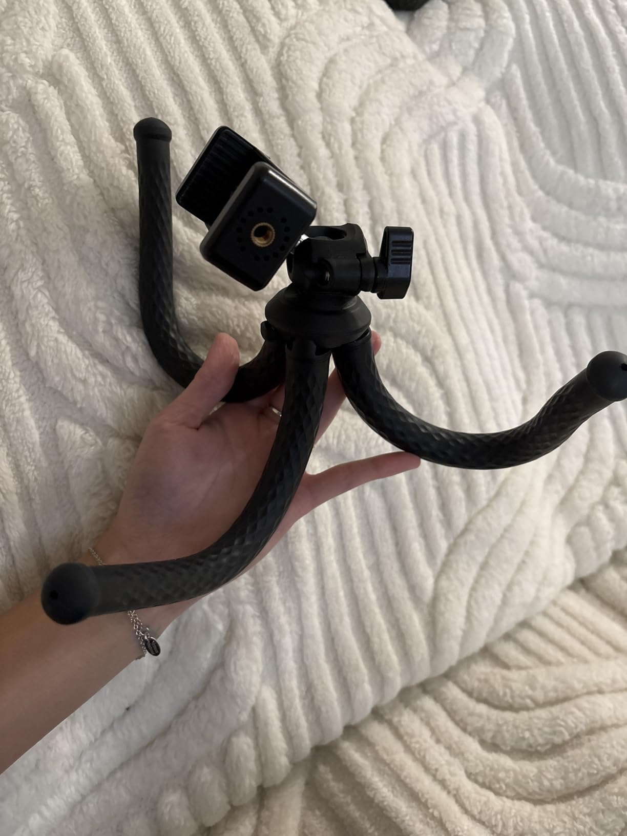 Goocong Flexible Tripod for iPhone, Phone Camera with Cell Phone Mount for Samsung Google Smartphone, DSLR Camera customer photo 2