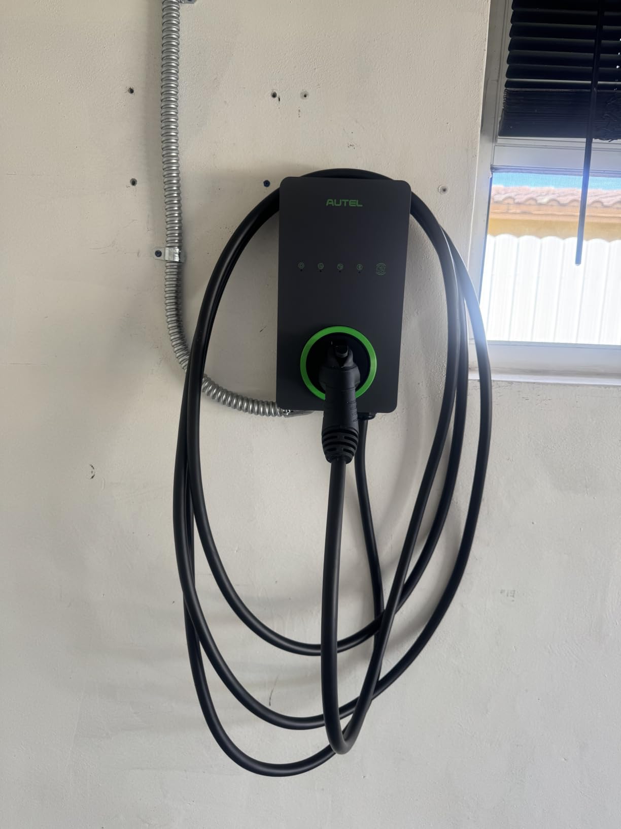 Autel Level 2 EV Charger up to 50Amp, 240V, Indoor/Outdoor Car Charging Station with J1772 Connector, Wi-Fi and Bluetooth Enabled EVSE, 25-Foot Cable, Hardwired, Dark Gray customer photo 1