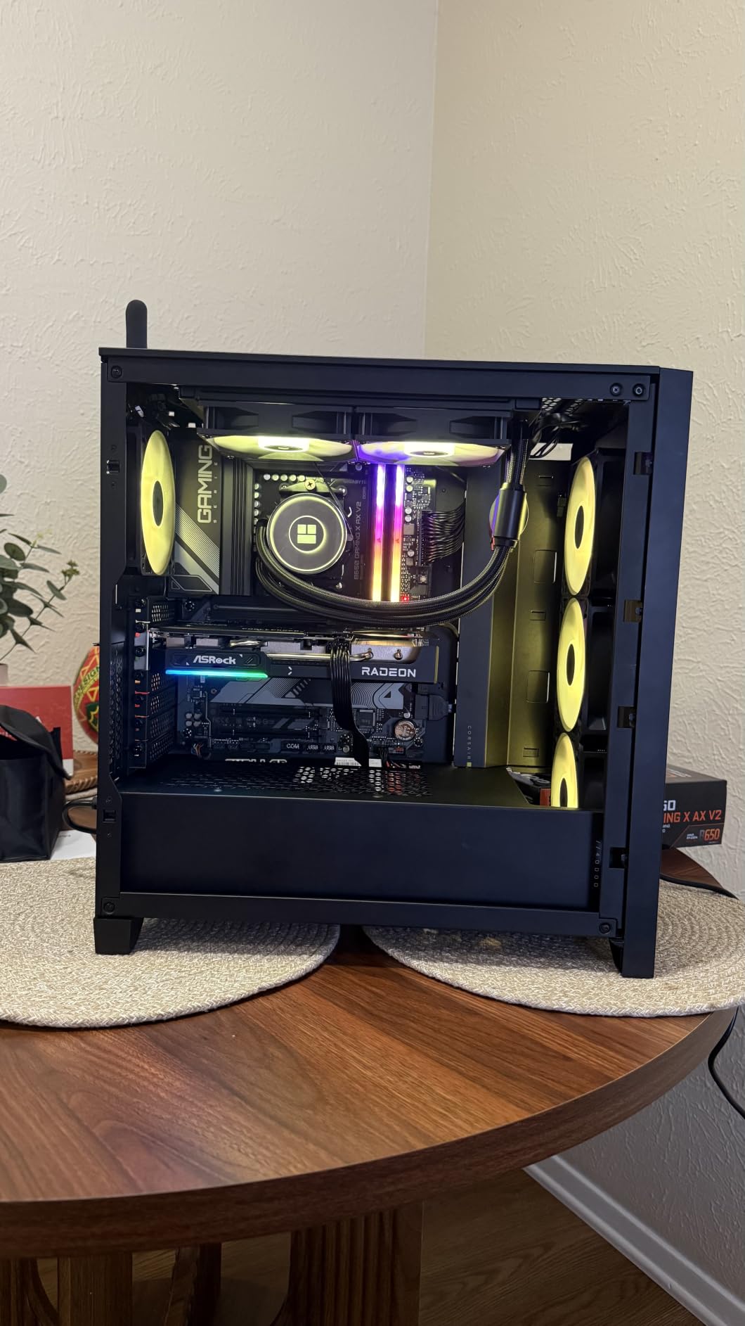 Thermalright Frozen Notte 240 Black ARGB V2 Water Cooling CPU Cooler, Double PWM Fans, S-FDB Bearings, Suitable for AMD/AM4 AM5, Intel LGA 1700/1150/1151/1200/2011 customer photo 1
