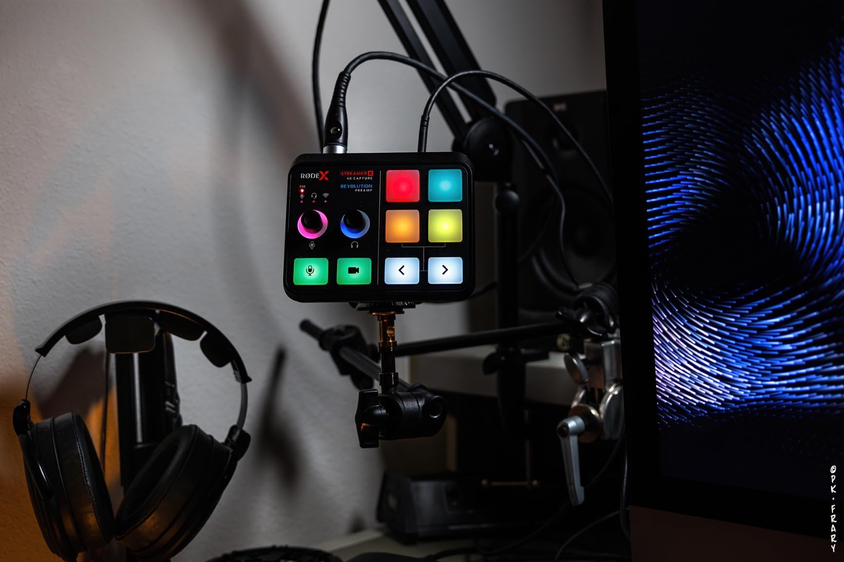 RODE X Streamer X Professional Integrated Audio Interface and 4K Video Capture Card with XLR, HDMI and TRRS Connectivity for Streaming, Gaming and Content Creation customer photo 1
