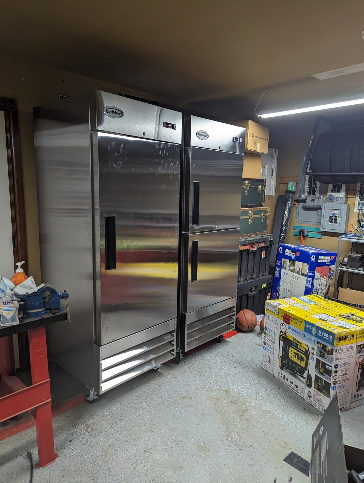 KoolMore RIR-2D-SS35C Commercial Stainless-Steel Reach-in Refrigerator with Two Door Access for Restaurants, Cafes, and Cold Food Storage, Large 35 Cu. Ft. Capacity, Heavy Duty Kitchen Use customer photo 1